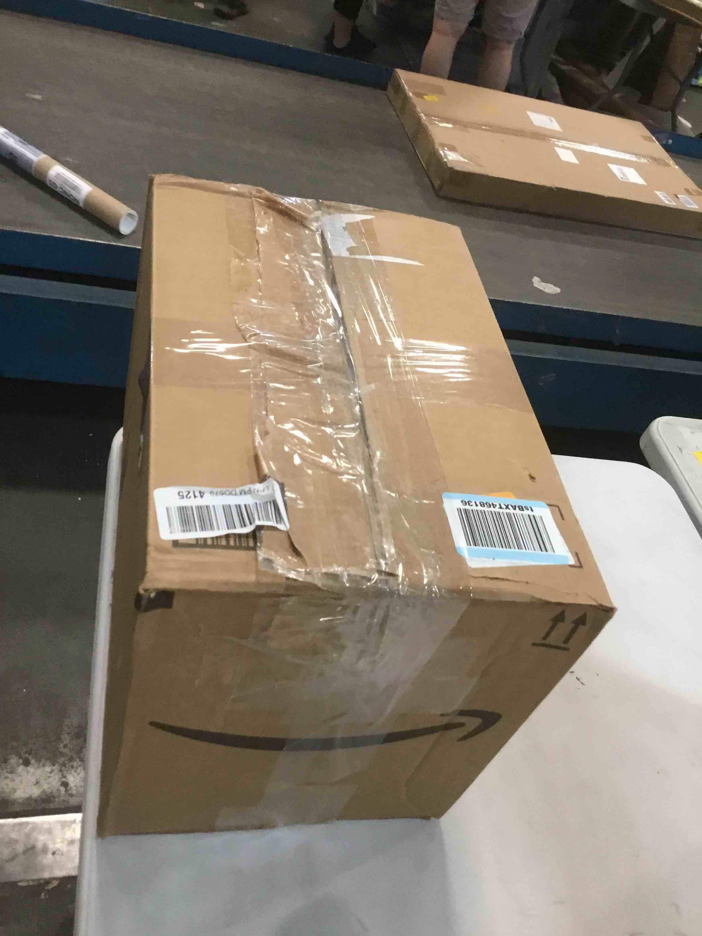 https://s3.amazonaws.com/lotting-images-prod/bidfta/PPE2316884_1744981542355.jpeg