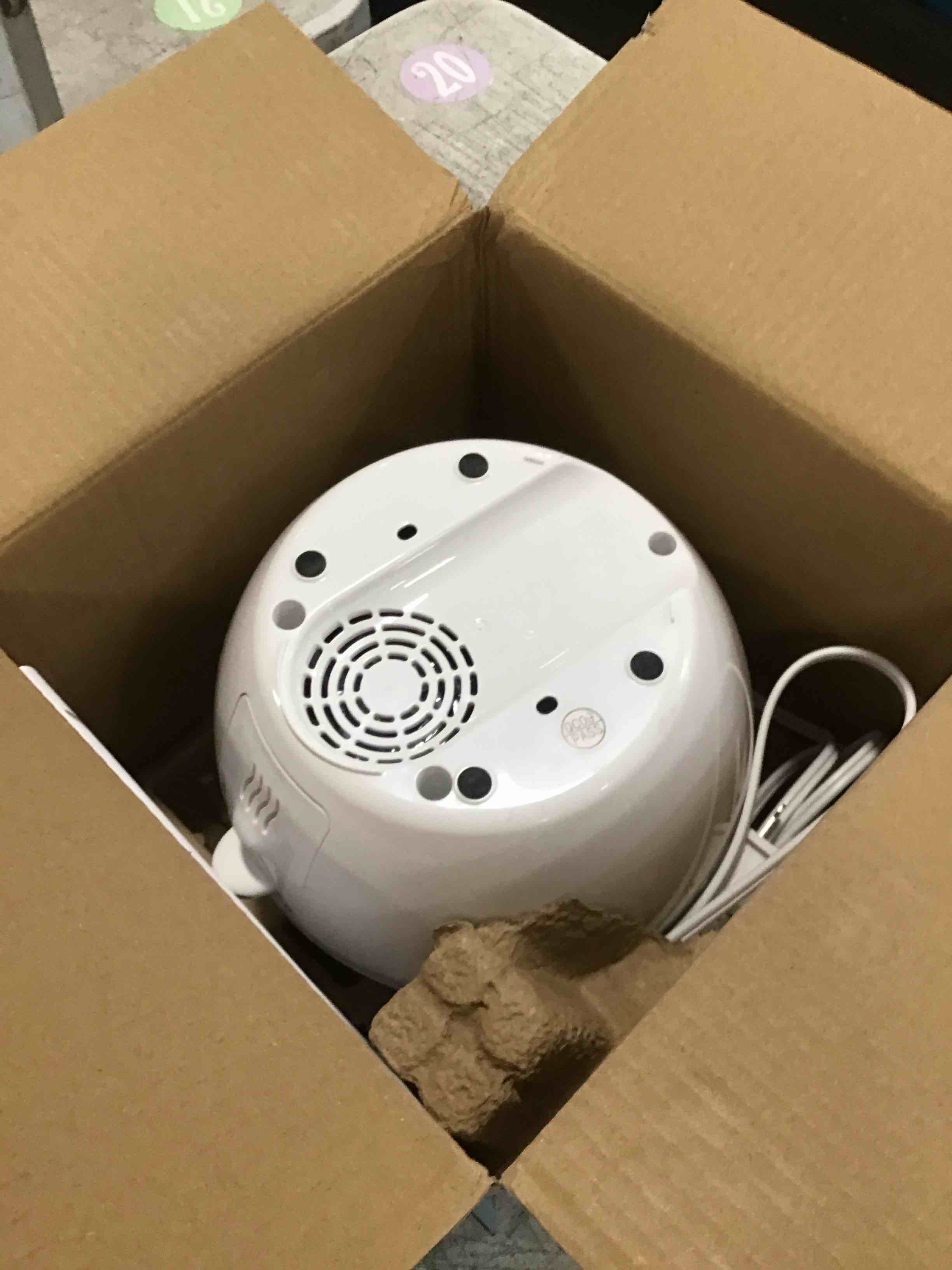 https://s3.amazonaws.com/lotting-images-prod/bidfta/PPE2317115_1741963996076.jpeg