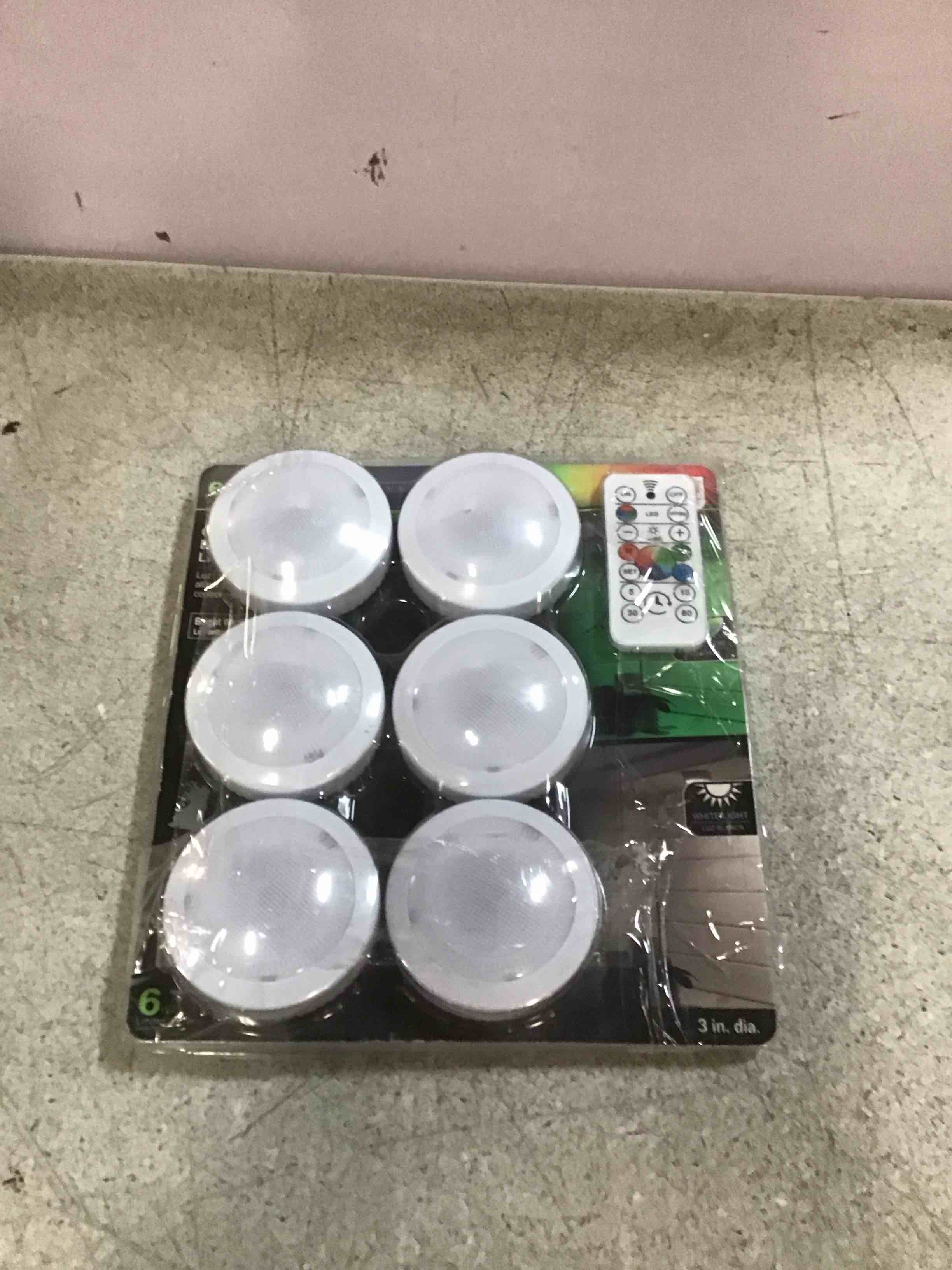 https://s3.amazonaws.com/lotting-images-prod/bidfta/PPE2317476_1742304820125.jpeg