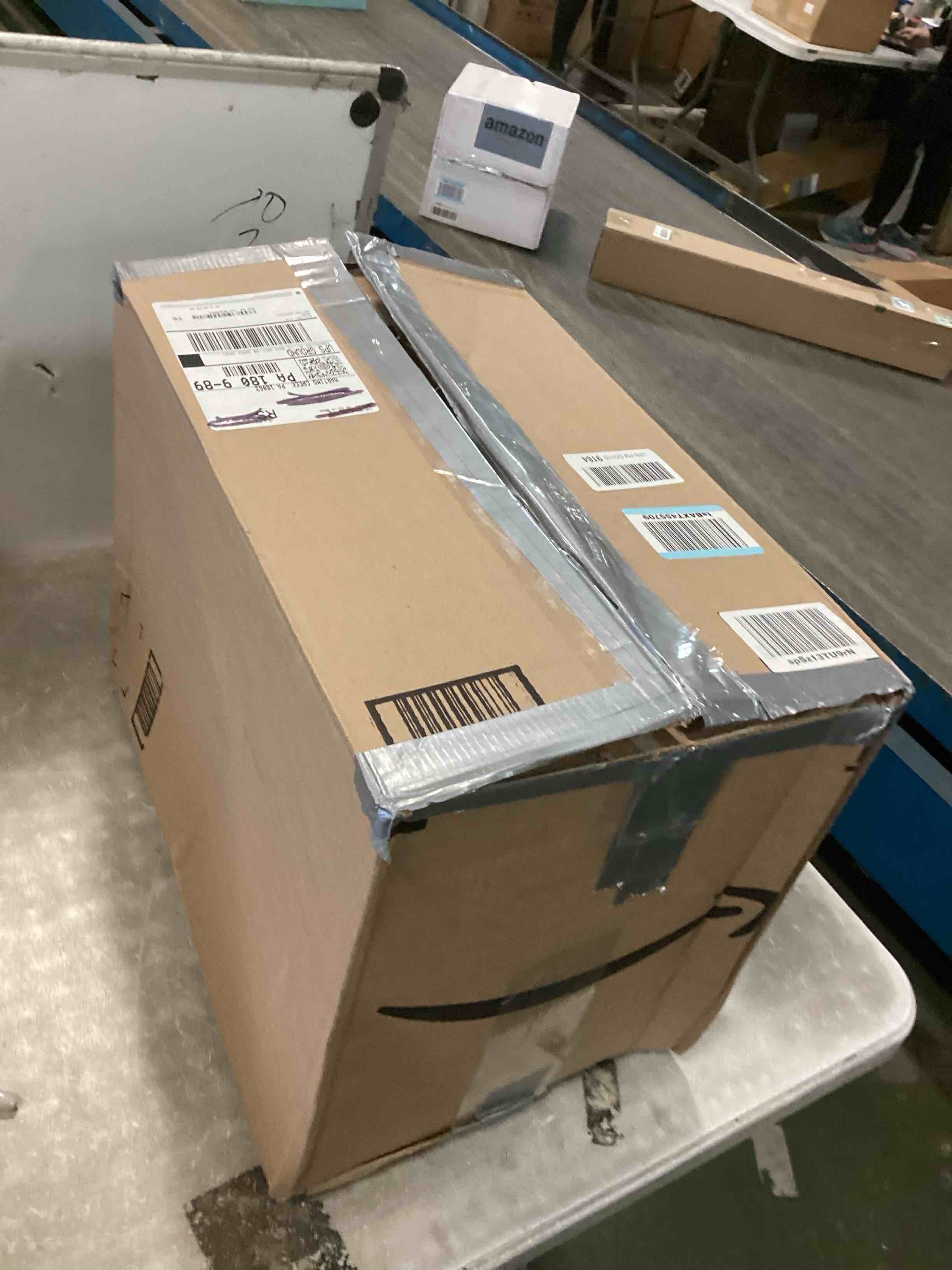 https://s3.amazonaws.com/lotting-images-prod/bidfta/PPE2317954_1742562460899.jpeg