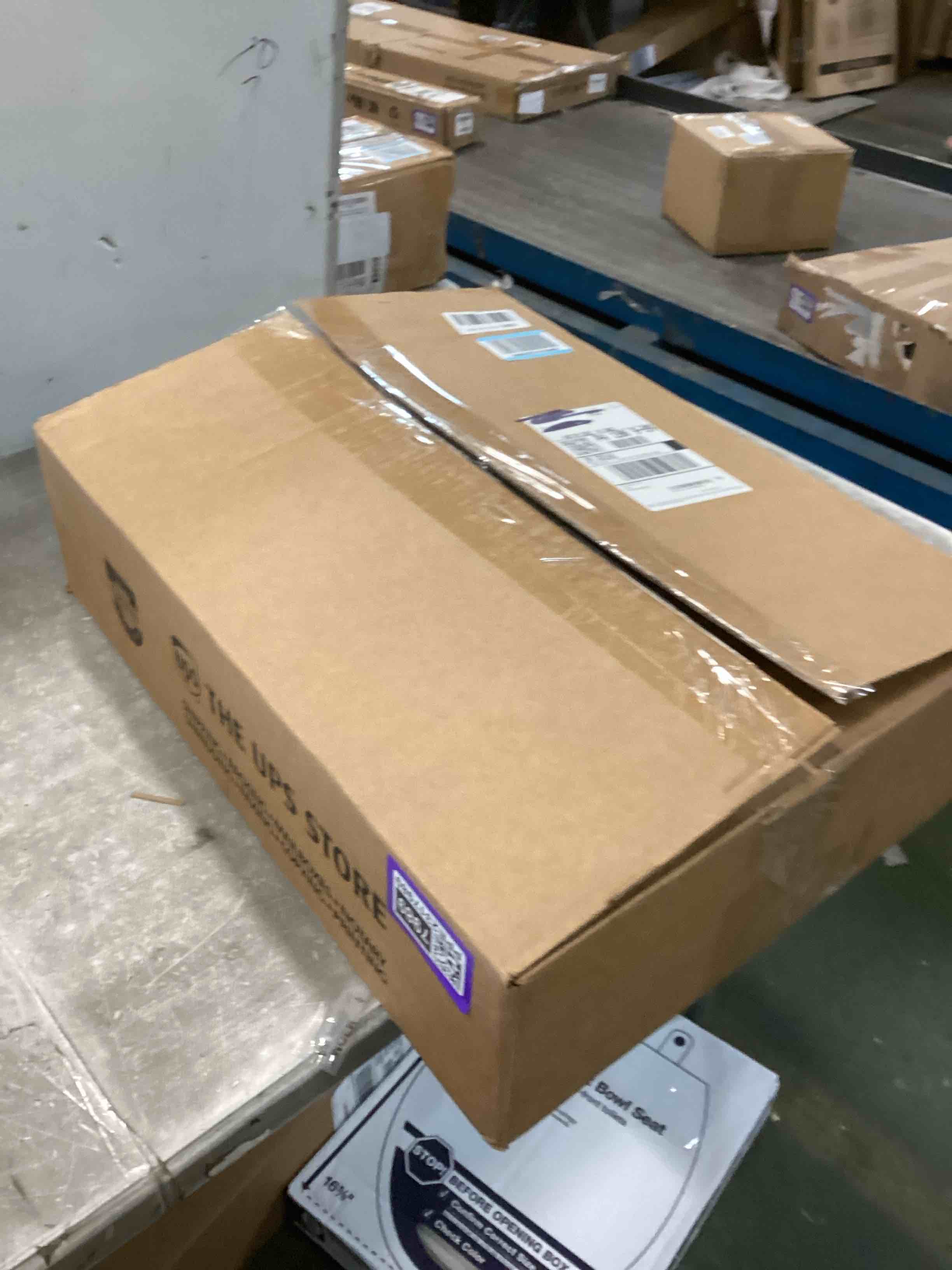 https://s3.amazonaws.com/lotting-images-prod/bidfta/PPE2317989_1742568005024.jpeg