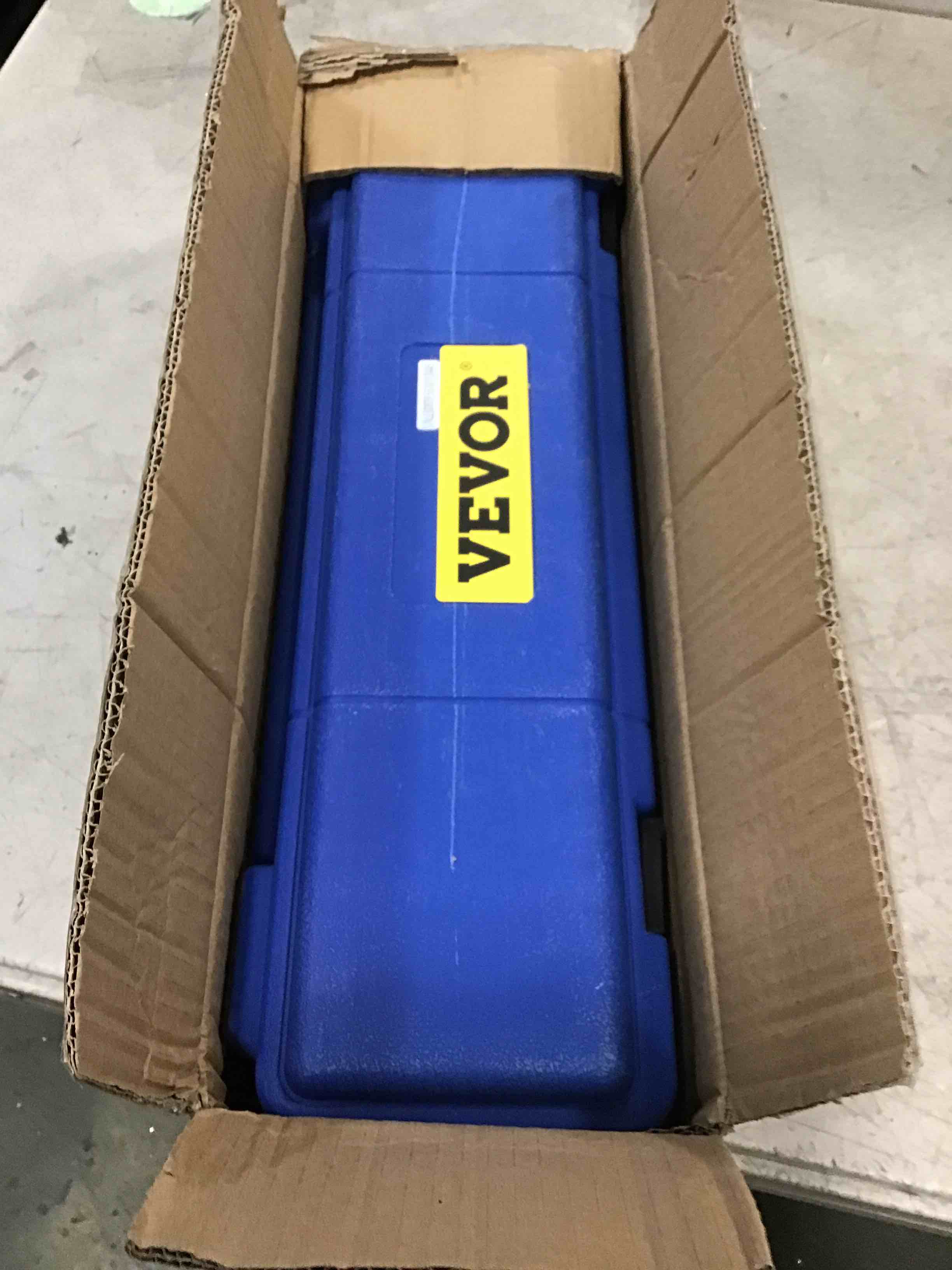 https://s3.amazonaws.com/lotting-images-prod/bidfta/PPE2319042_1743165362634.jpeg