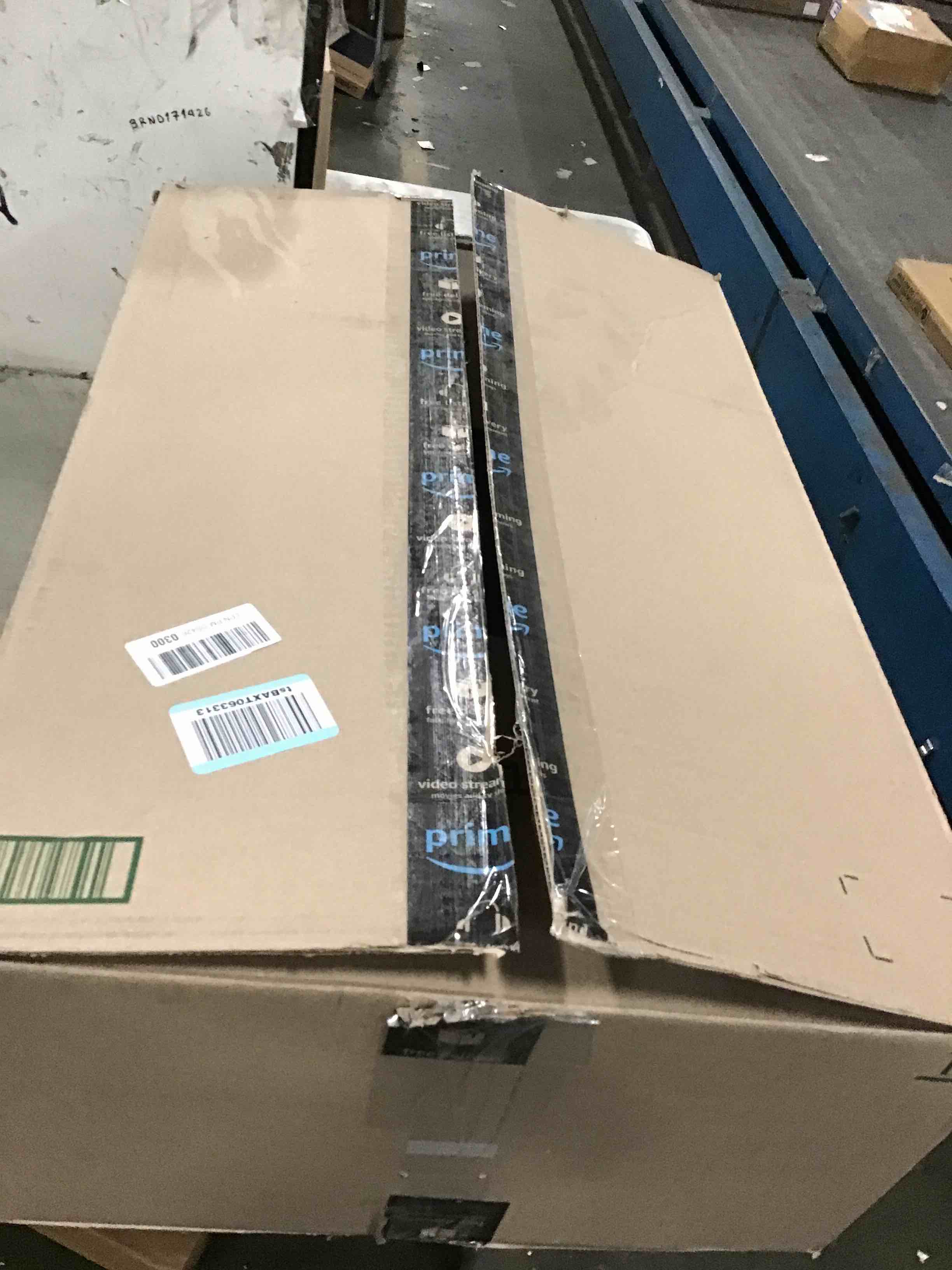 https://s3.amazonaws.com/lotting-images-prod/bidfta/PPE2319400_1743444134670.jpeg