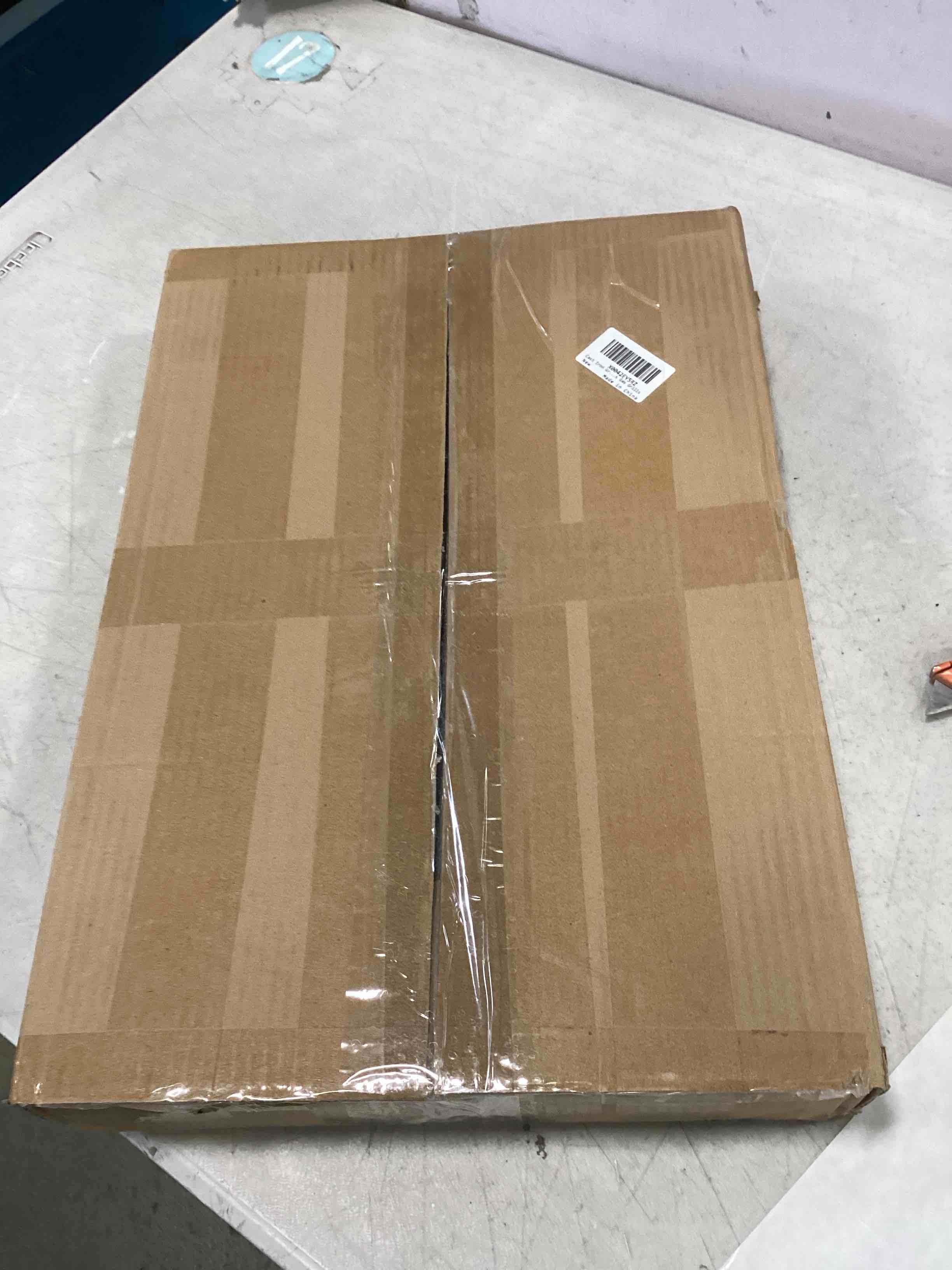 https://s3.amazonaws.com/lotting-images-prod/bidfta/PPE2319972_1746106232046.jpeg