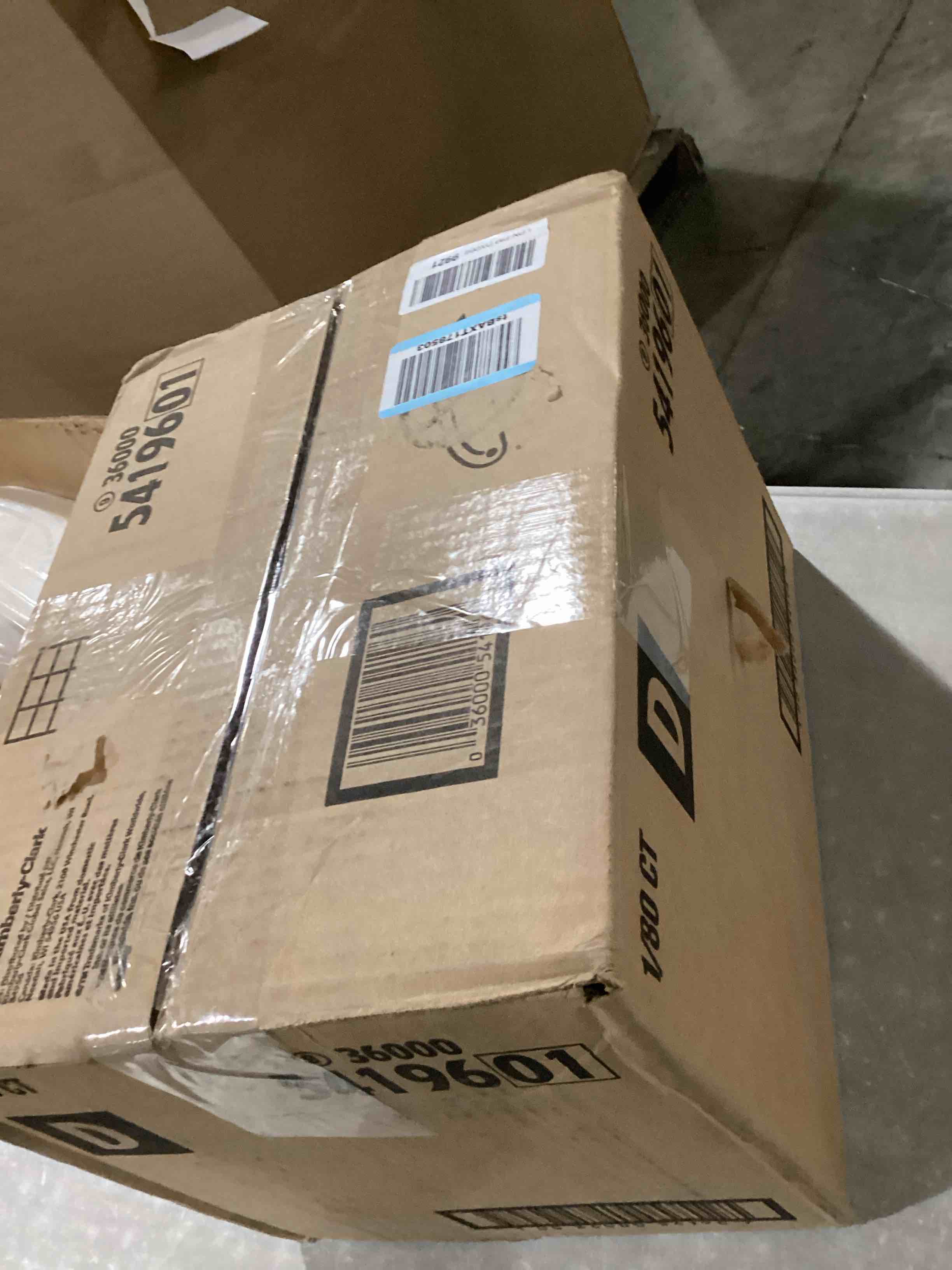 https://s3.amazonaws.com/lotting-images-prod/bidfta/PPE2344126_1750959731569.jpeg