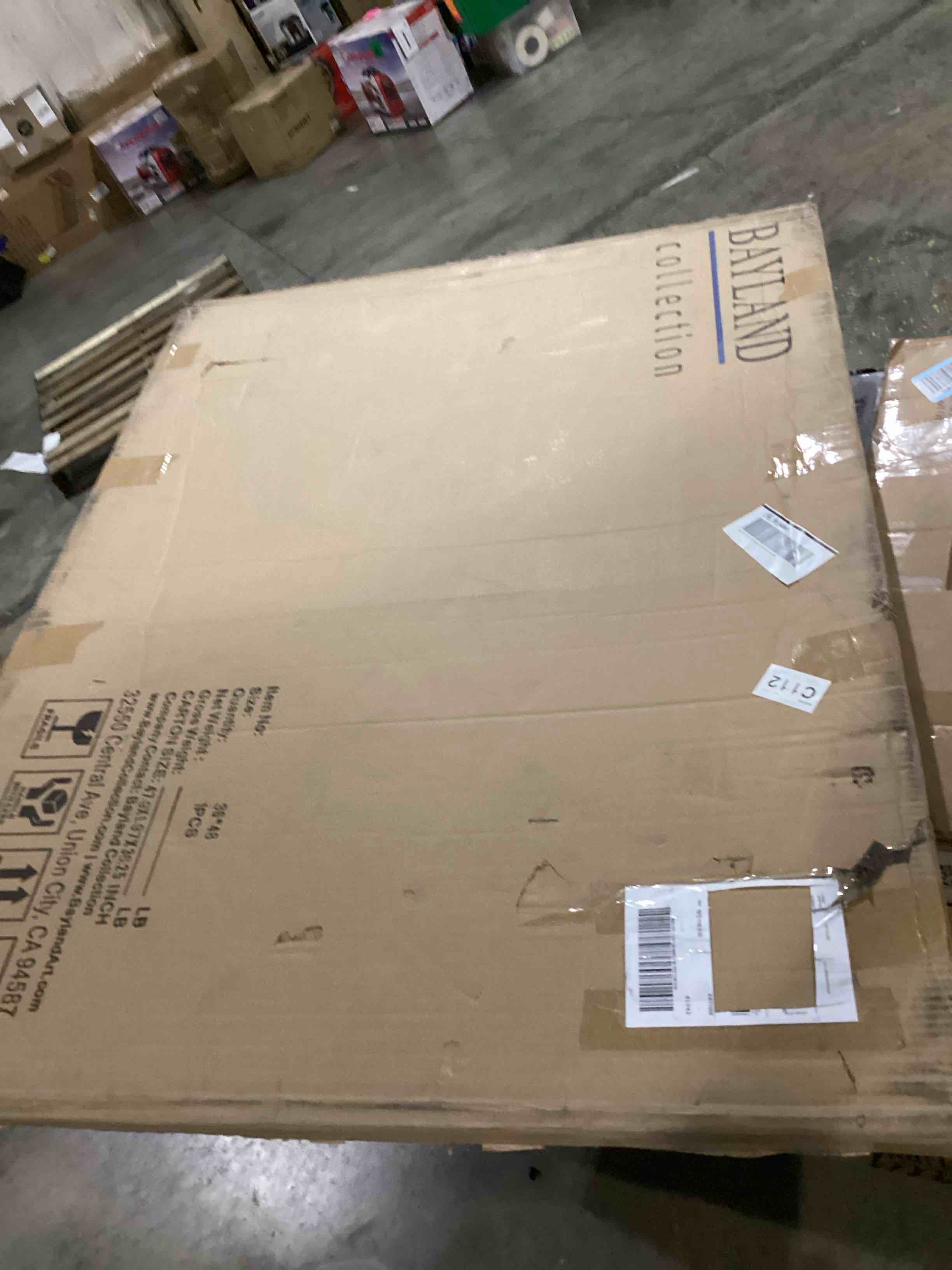 https://s3.amazonaws.com/lotting-images-prod/bidfta/PPE2344127_1750959793805.jpeg