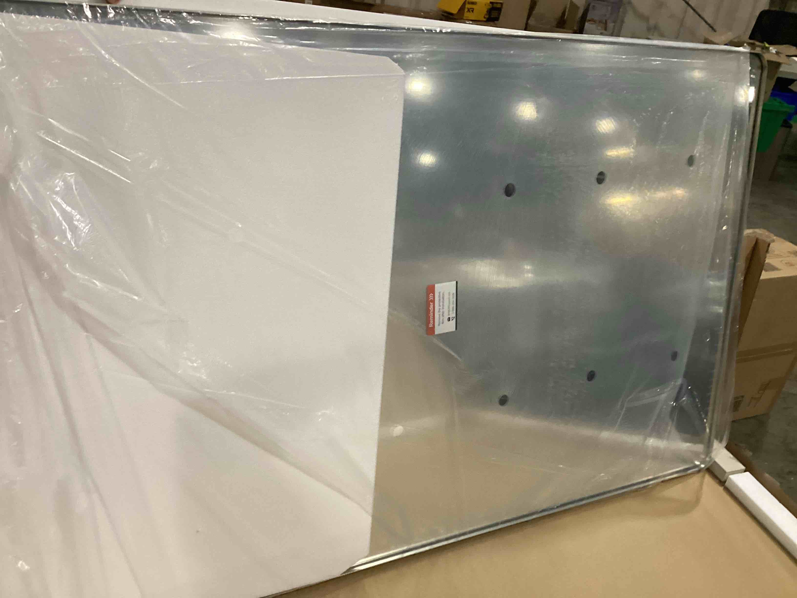 https://s3.amazonaws.com/lotting-images-prod/bidfta/PPE2344160_1751026995302.jpeg