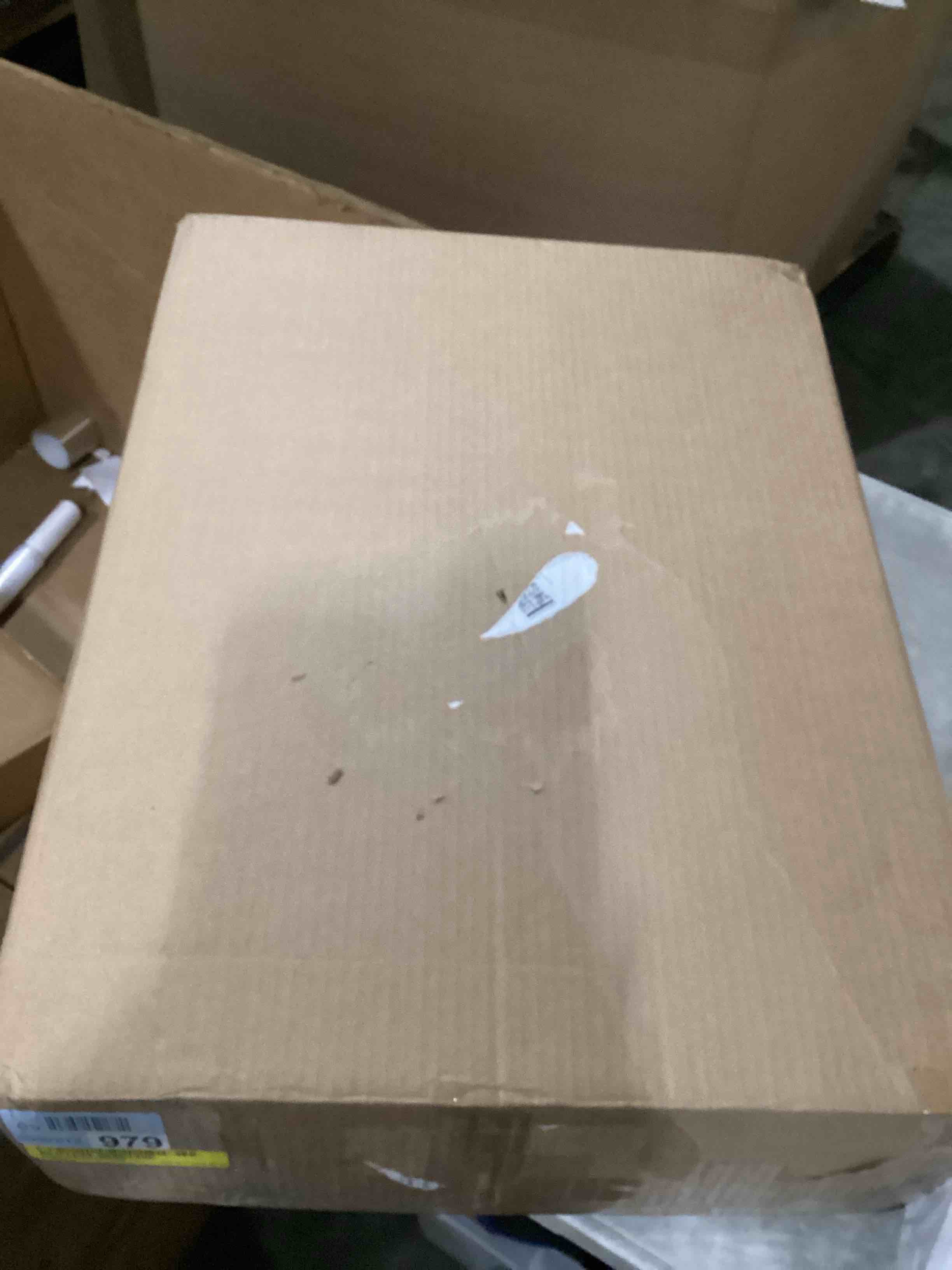 https://s3.amazonaws.com/lotting-images-prod/bidfta/PPE2344171_1751030217085.jpeg