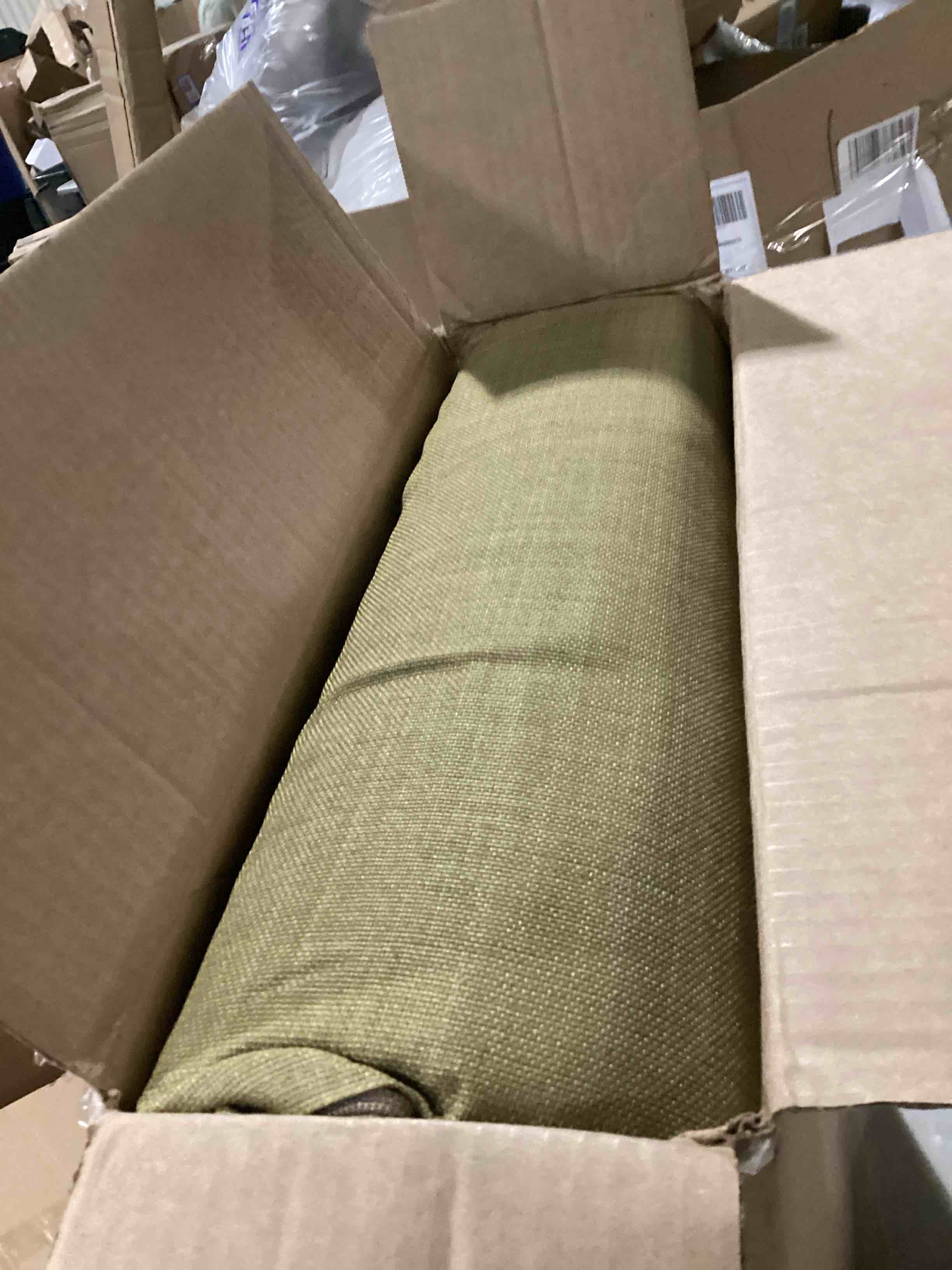 https://s3.amazonaws.com/lotting-images-prod/bidfta/PPE2344171_1751030247613.jpeg