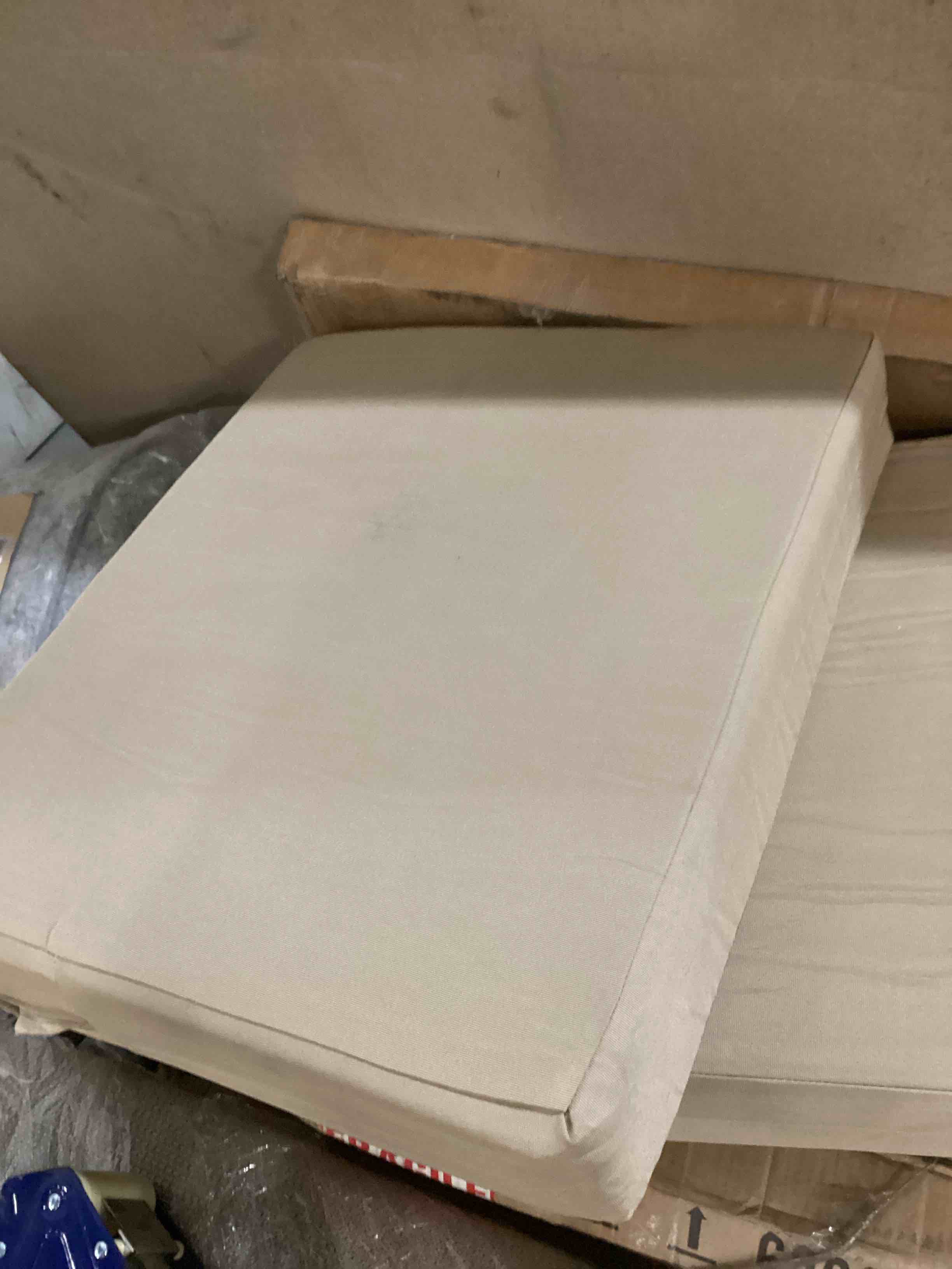 https://s3.amazonaws.com/lotting-images-prod/bidfta/PPE2345276_1752081639795.jpeg