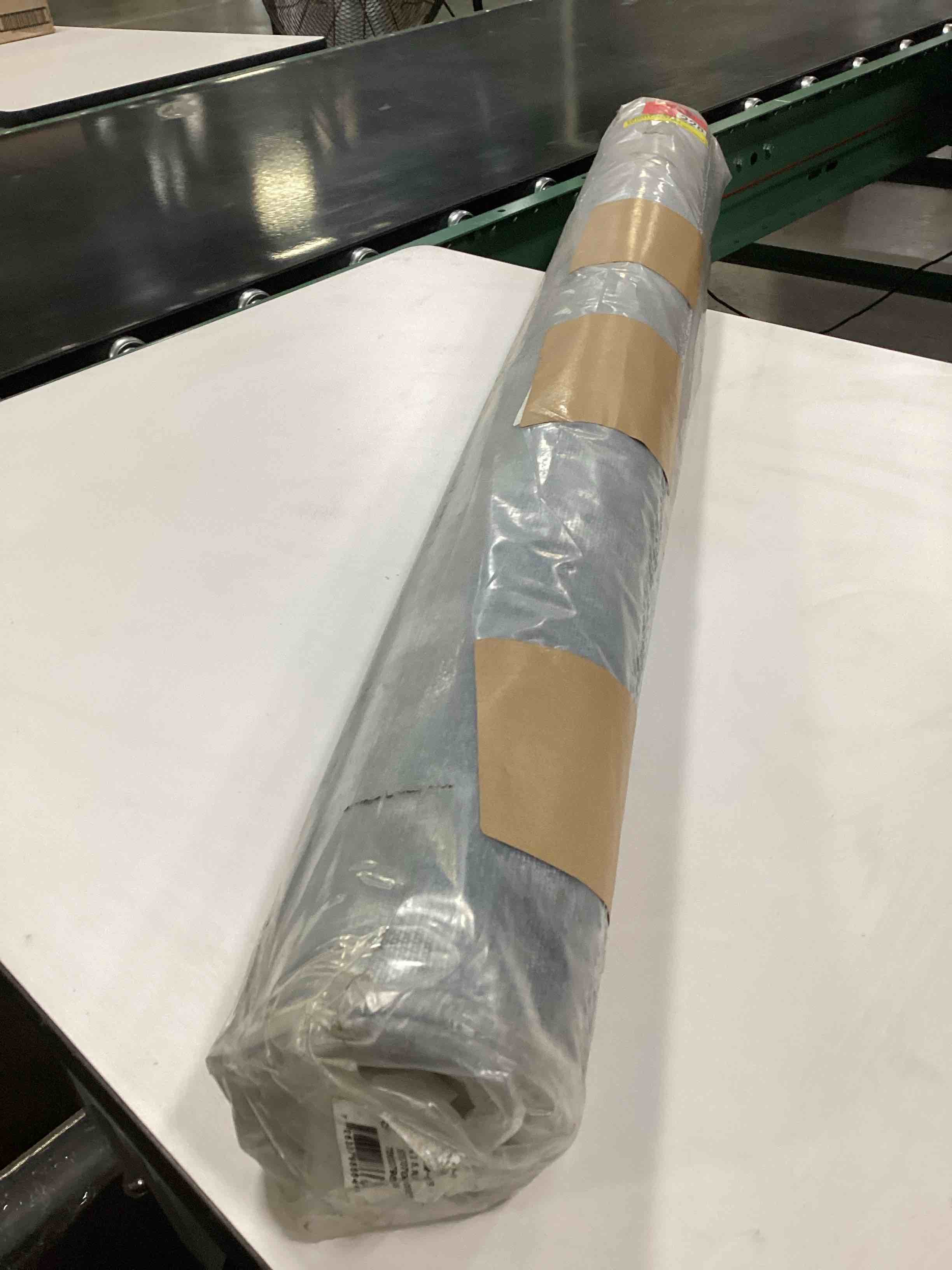 https://s3.amazonaws.com/lotting-images-prod/bidfta/PPE2346157_1752767340103.jpeg