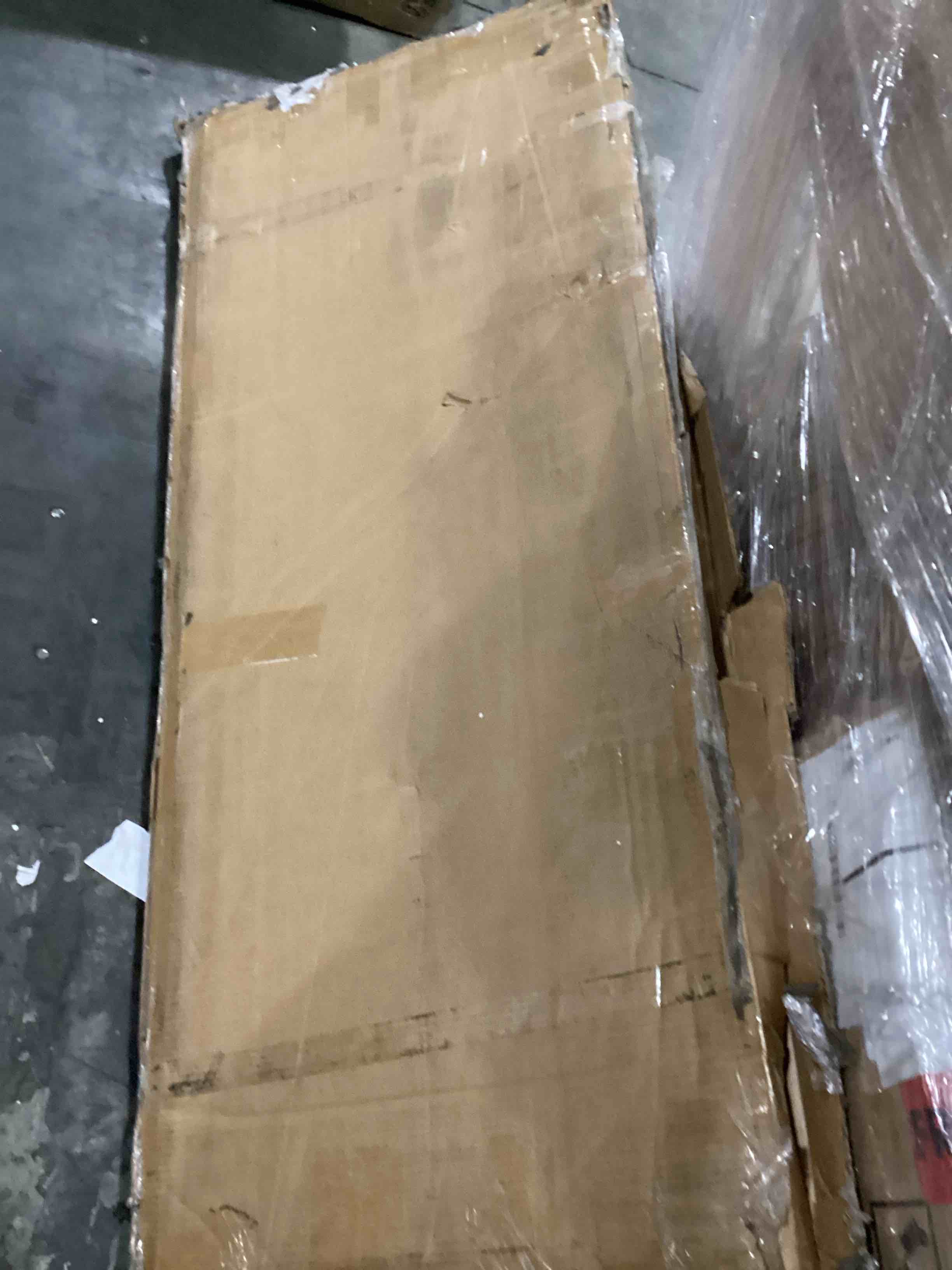 https://s3.amazonaws.com/lotting-images-prod/bidfta/PPE2347039_1750257817895.jpeg