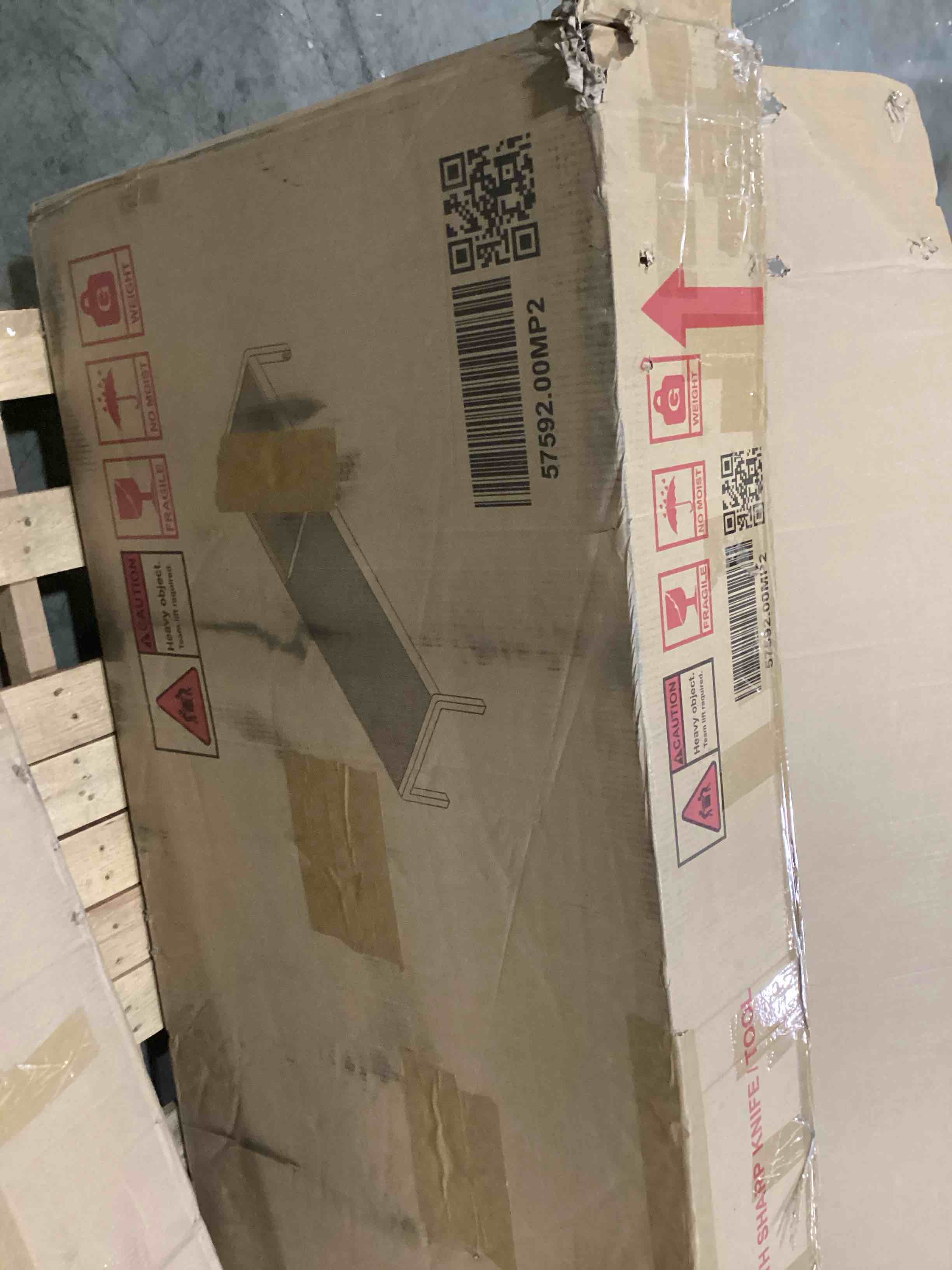 https://s3.amazonaws.com/lotting-images-prod/bidfta/PPE2347104_1750335827736.jpeg