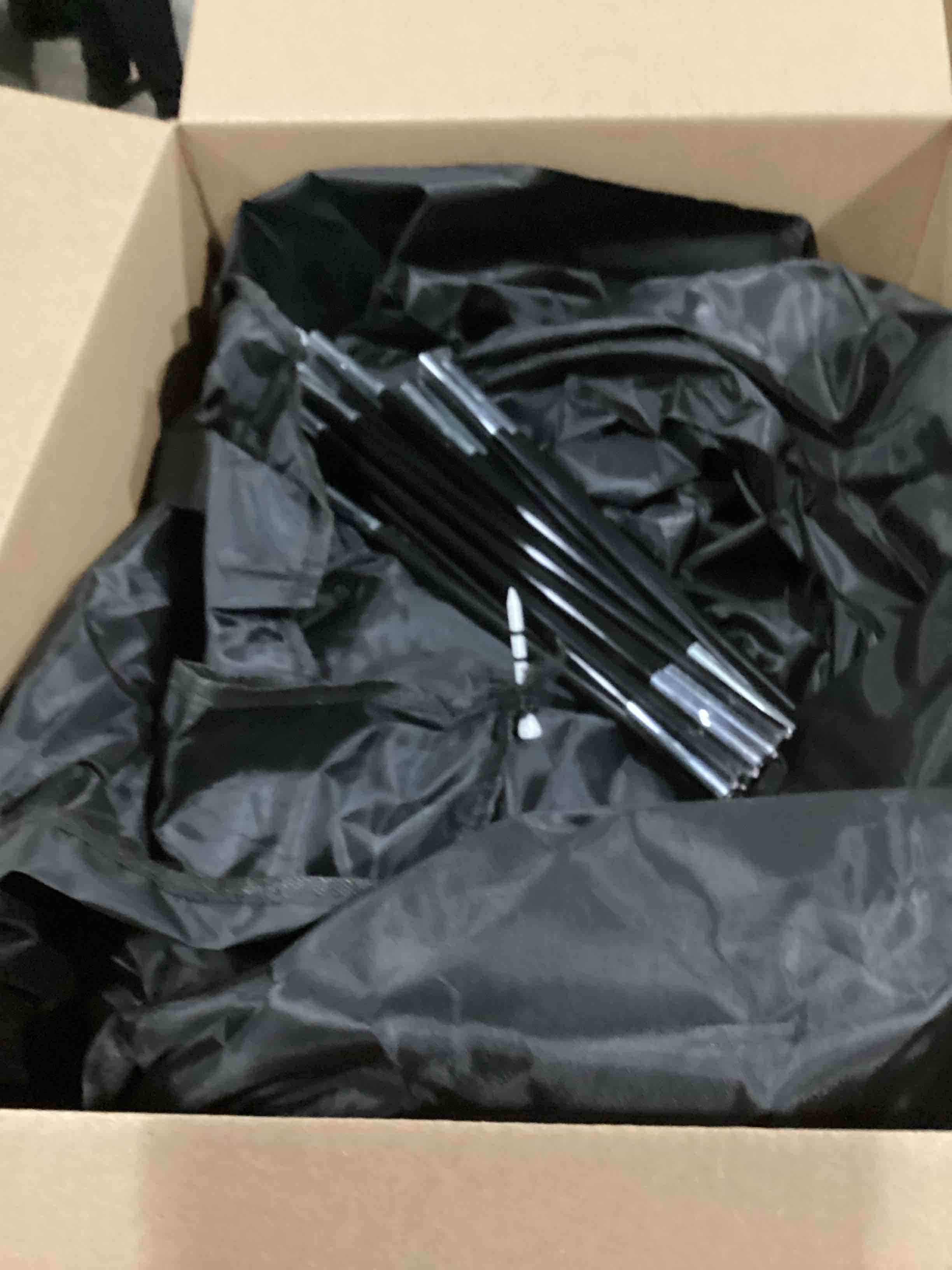 https://s3.amazonaws.com/lotting-images-prod/bidfta/PPE2347243_1750678597344.jpeg