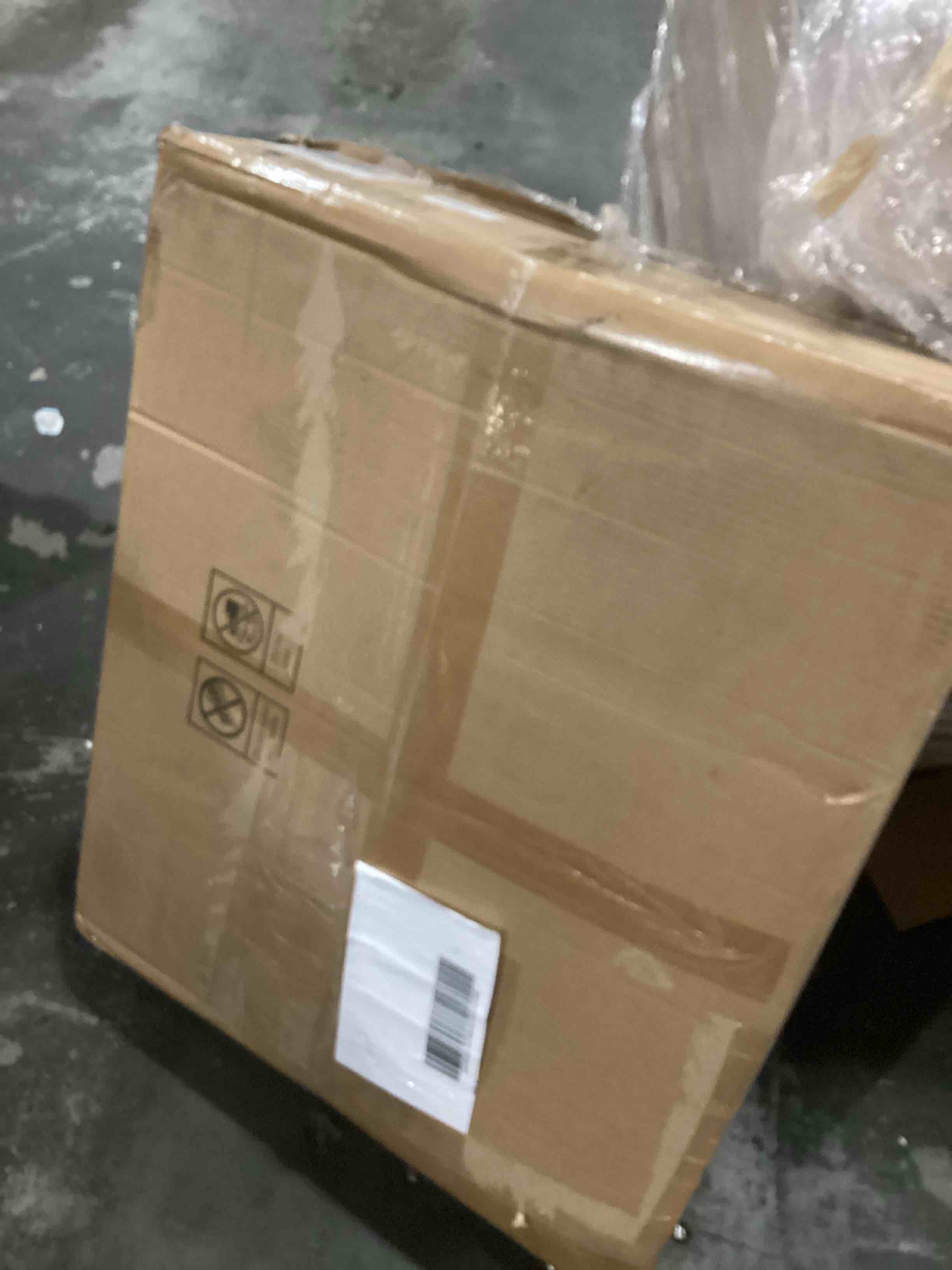 https://s3.amazonaws.com/lotting-images-prod/bidfta/PPE2347348_1750429521456.jpeg