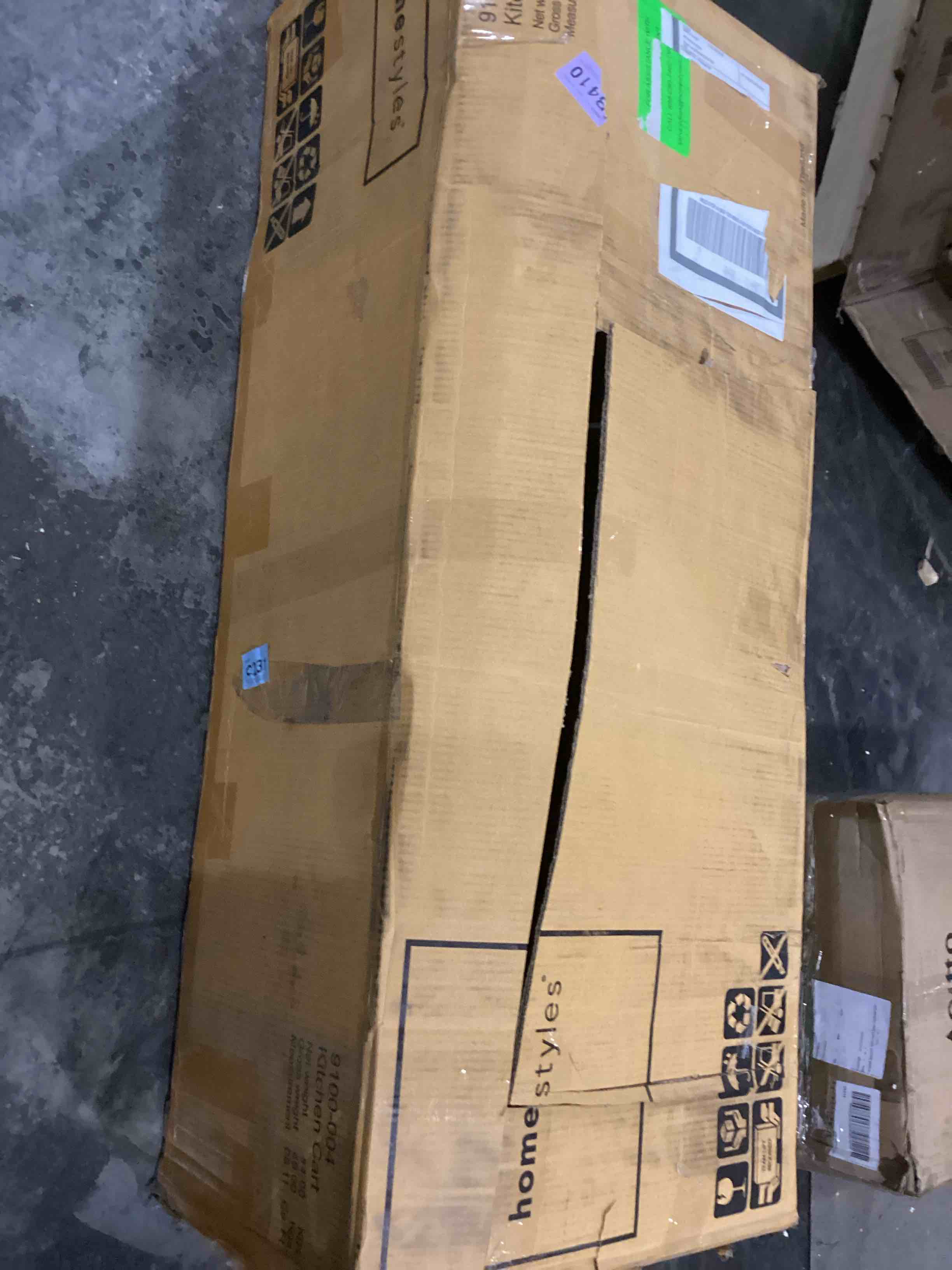 https://s3.amazonaws.com/lotting-images-prod/bidfta/PPE2347376_1750432941666.jpeg