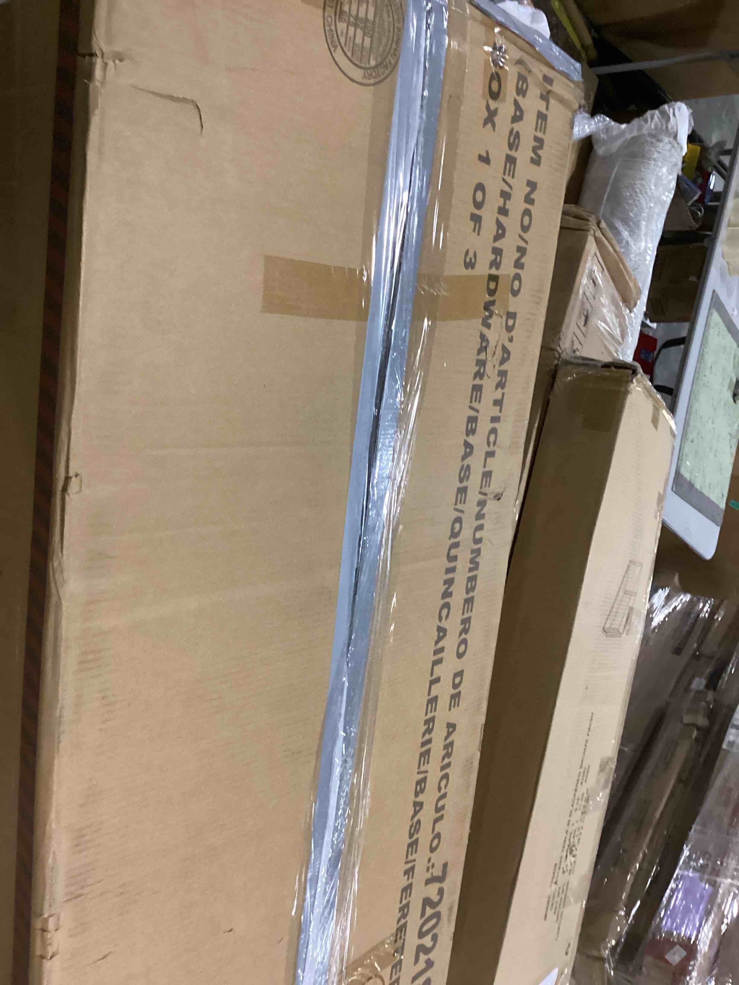 https://s3.amazonaws.com/lotting-images-prod/bidfta/PPE2347440_1750765375716.jpeg