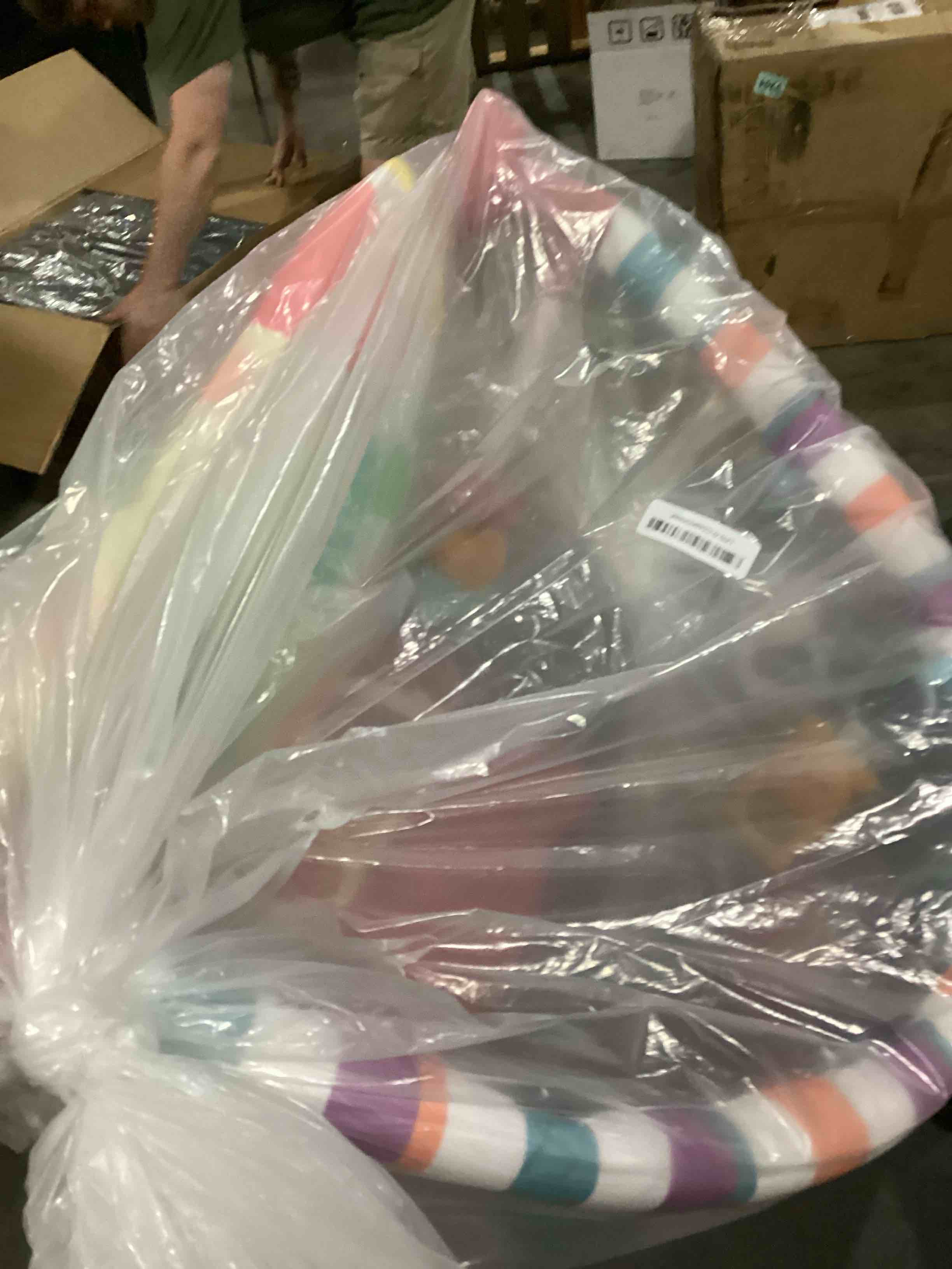 https://s3.amazonaws.com/lotting-images-prod/bidfta/PPE2348016_1751289277882.jpeg