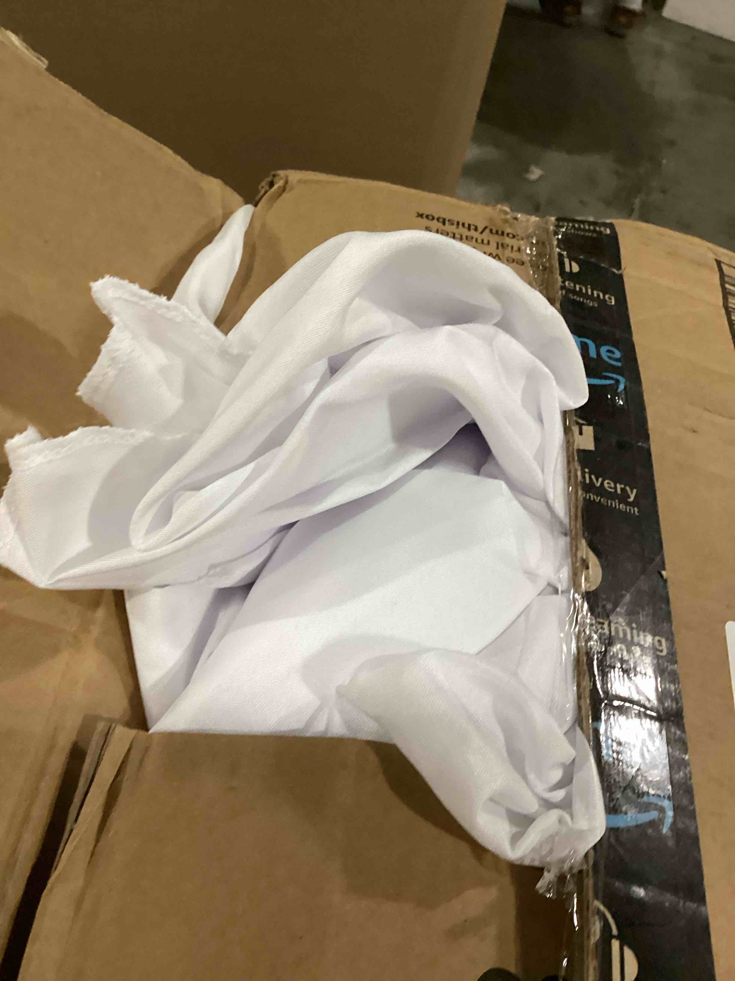 https://s3.amazonaws.com/lotting-images-prod/bidfta/PPE2348065_1751295431708.jpeg