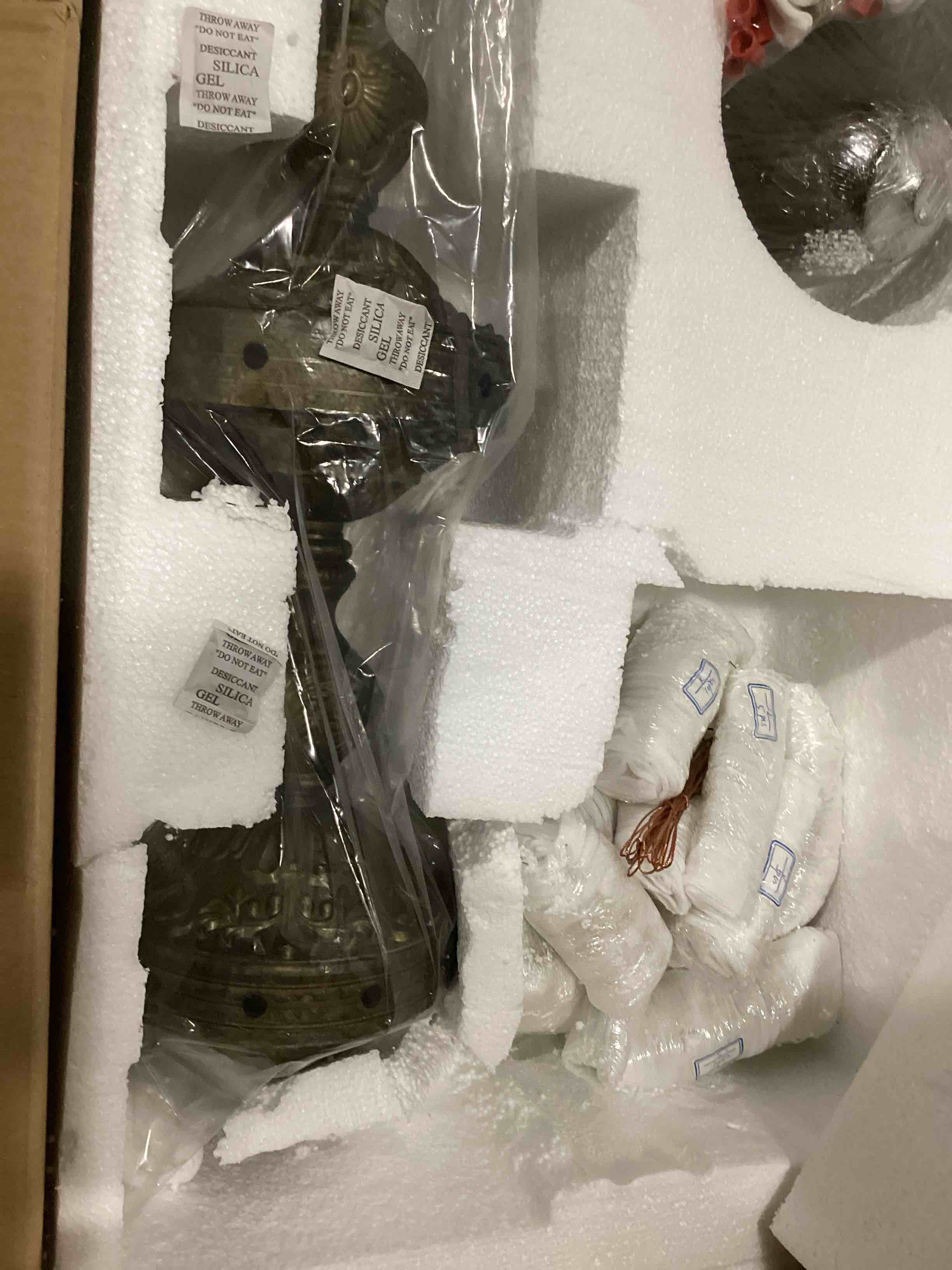 https://s3.amazonaws.com/lotting-images-prod/bidfta/PPE2348302_1751477520203.jpeg