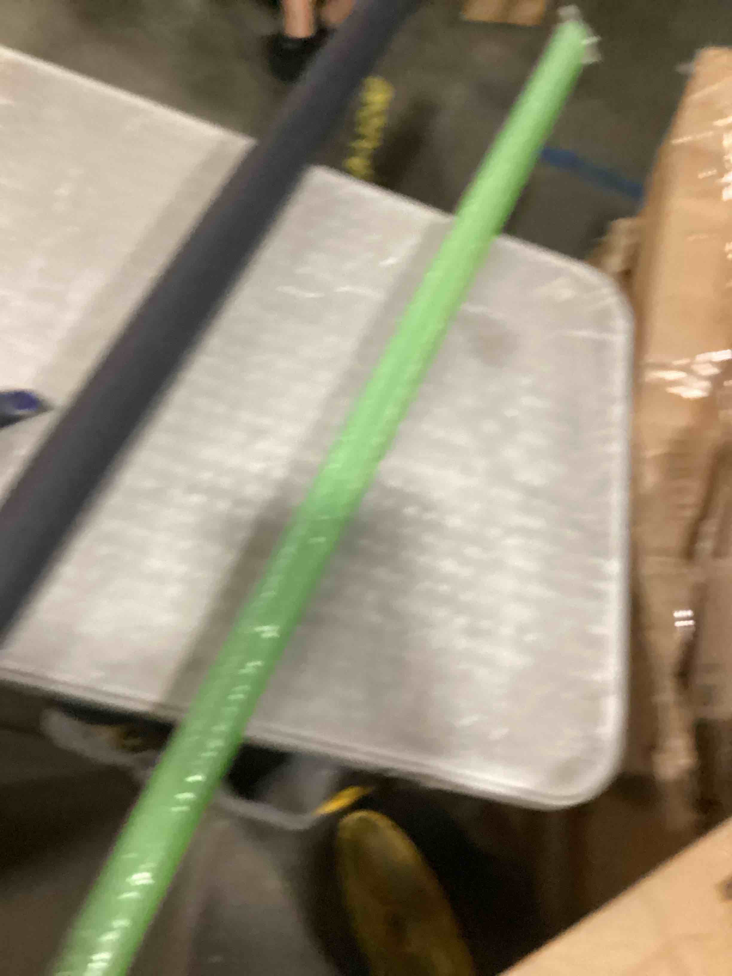 https://s3.amazonaws.com/lotting-images-prod/bidfta/PPE2350019_1749306928378.jpeg