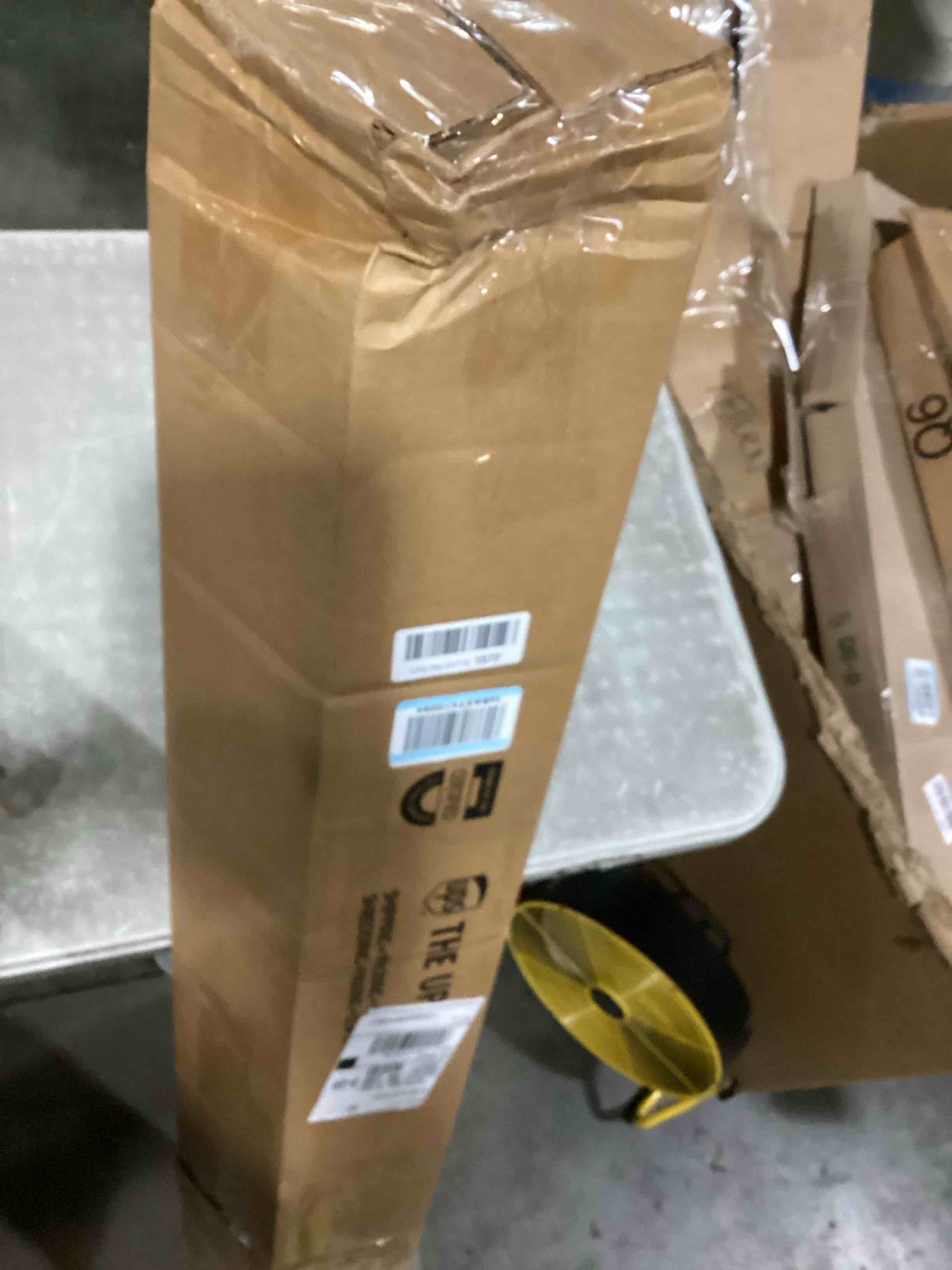 https://s3.amazonaws.com/lotting-images-prod/bidfta/PPE2350019_1749306958138.jpeg