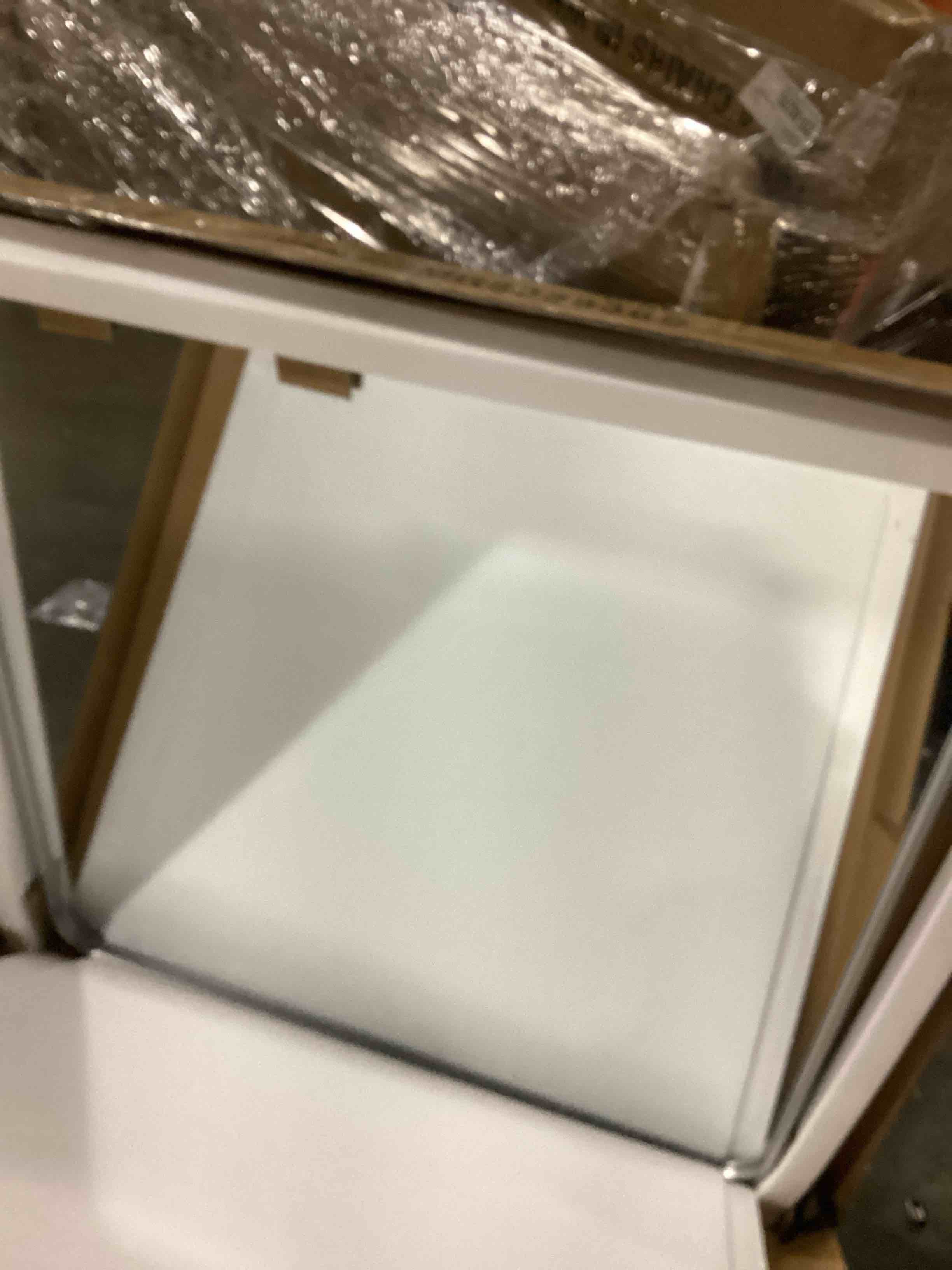 https://s3.amazonaws.com/lotting-images-prod/bidfta/PPE2350301_1749656564795.jpeg