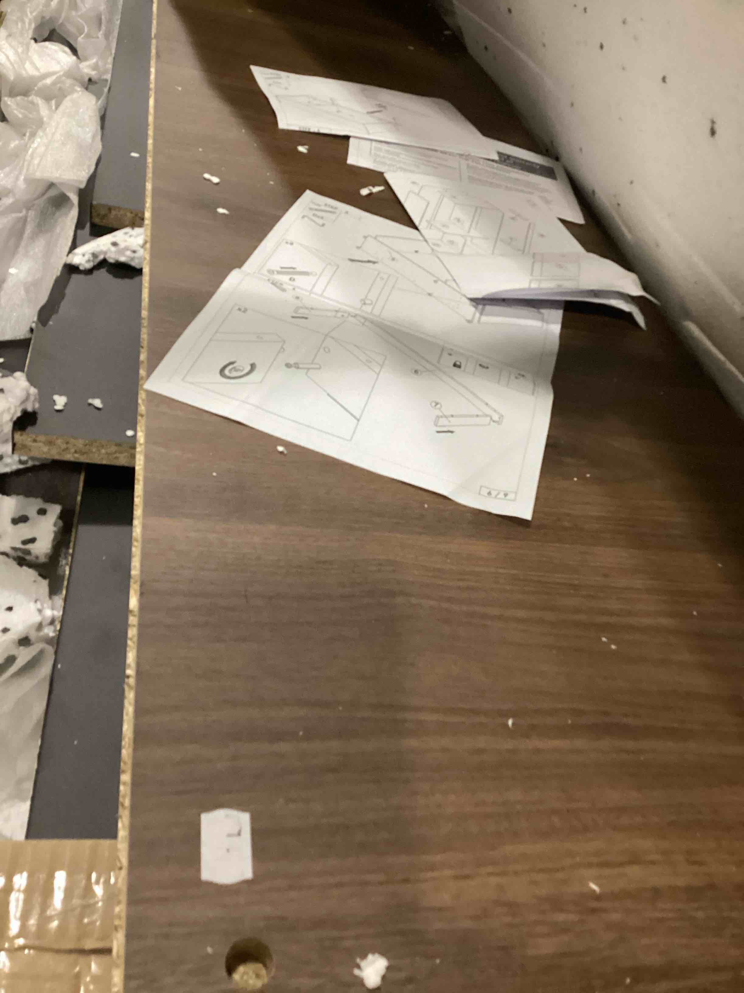 https://s3.amazonaws.com/lotting-images-prod/bidfta/PPE2350527_1749841641888.jpeg