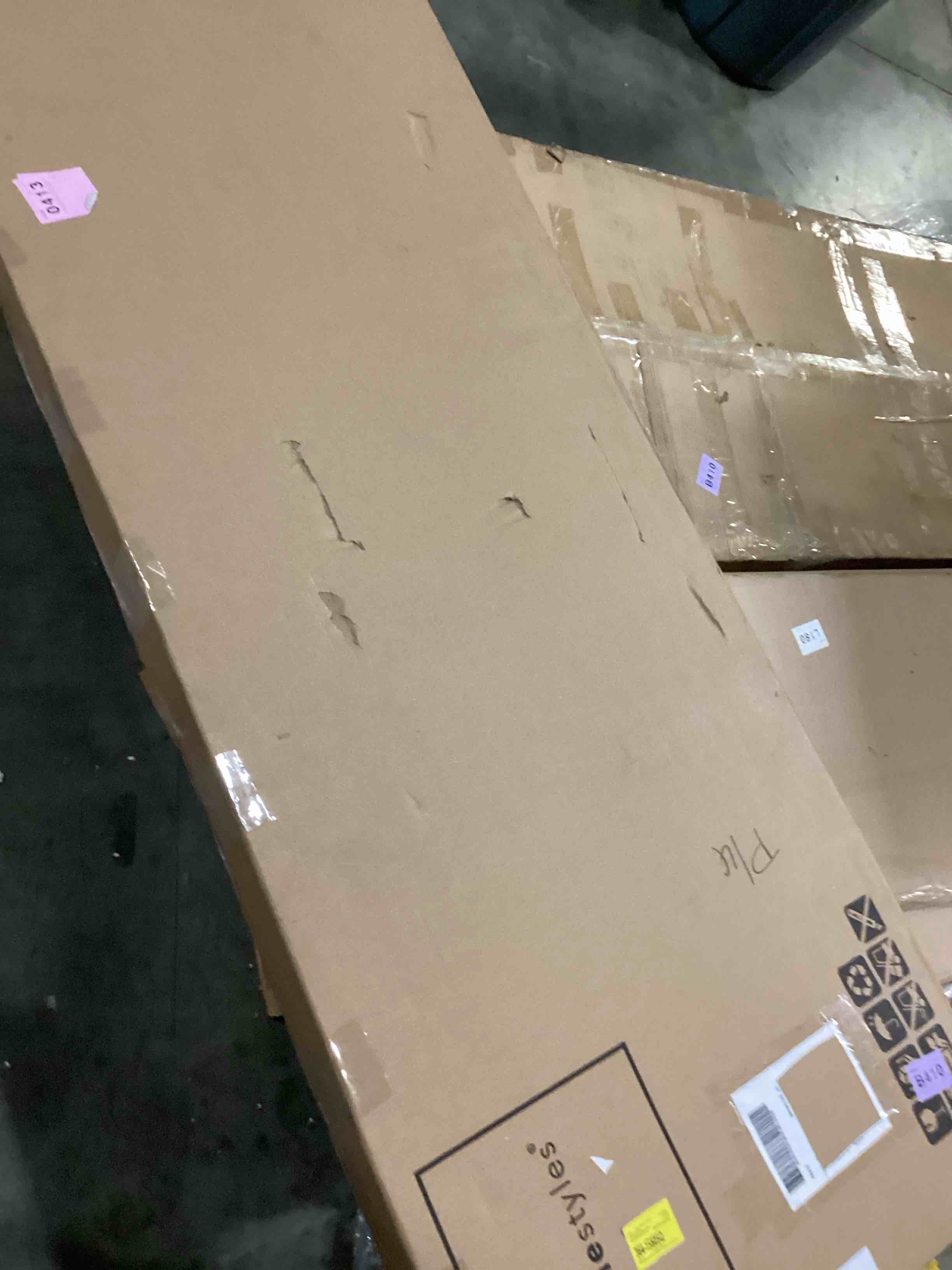 https://s3.amazonaws.com/lotting-images-prod/bidfta/PPE2350534_1749900703886.jpeg