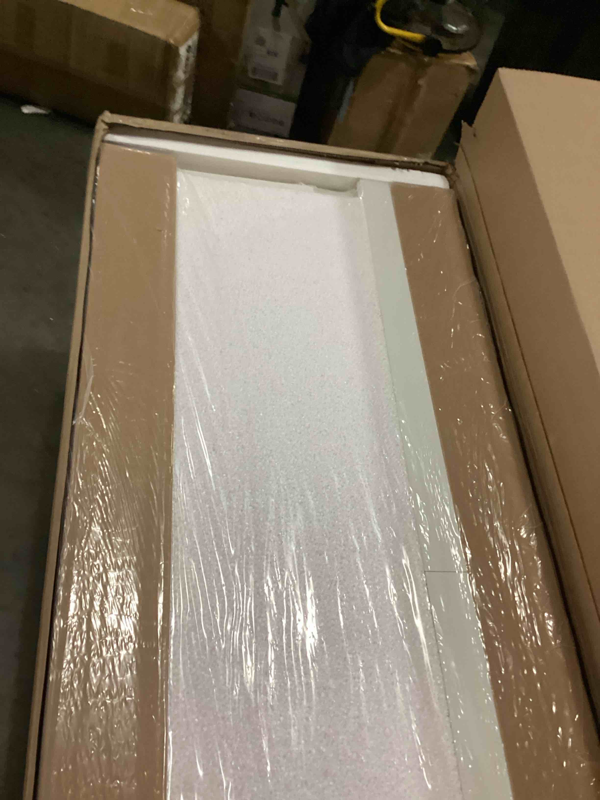 https://s3.amazonaws.com/lotting-images-prod/bidfta/PPE2350535_1749900884498.jpeg
