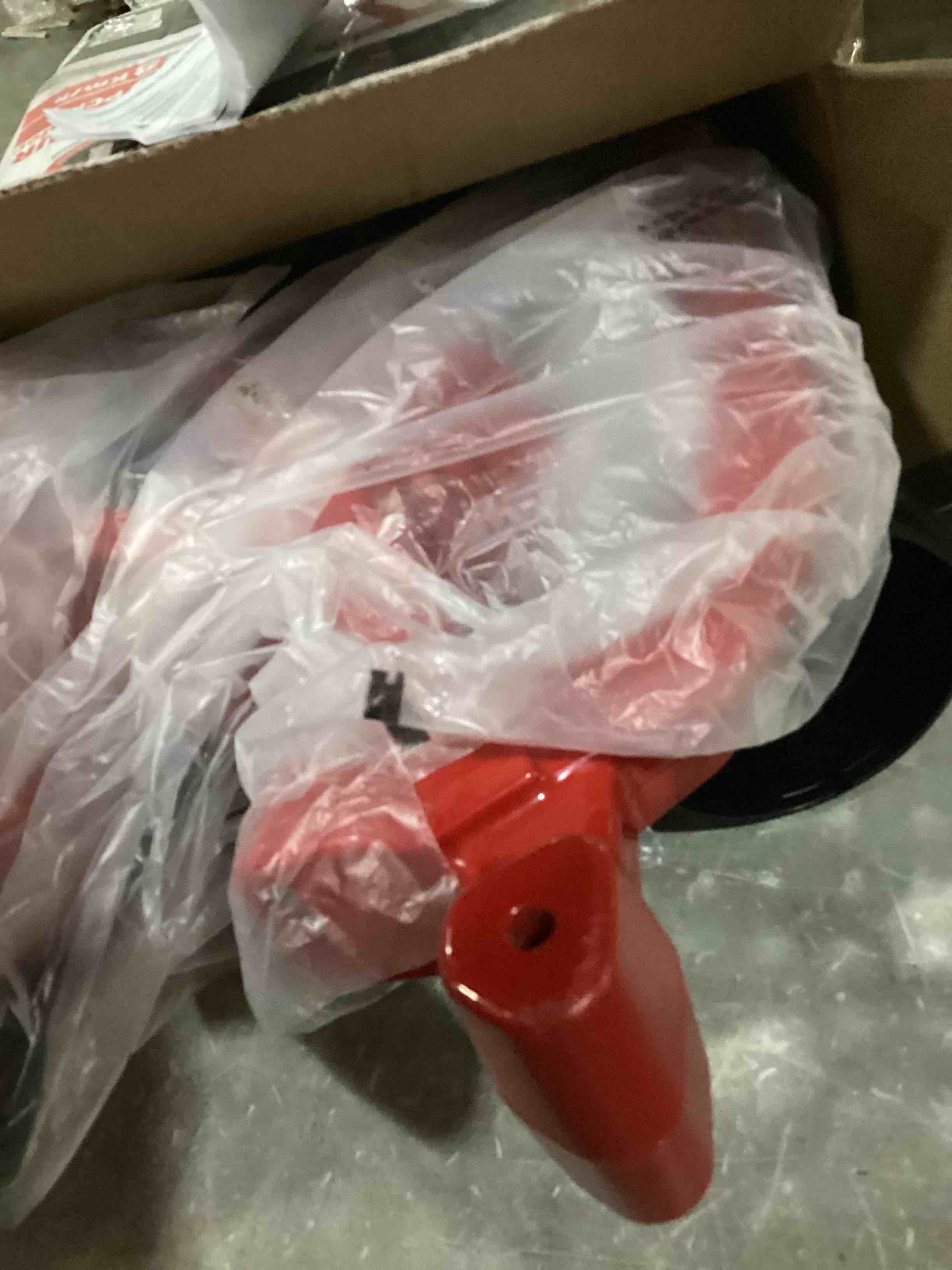 https://s3.amazonaws.com/lotting-images-prod/bidfta/PPE2350588_1749910878323.jpeg