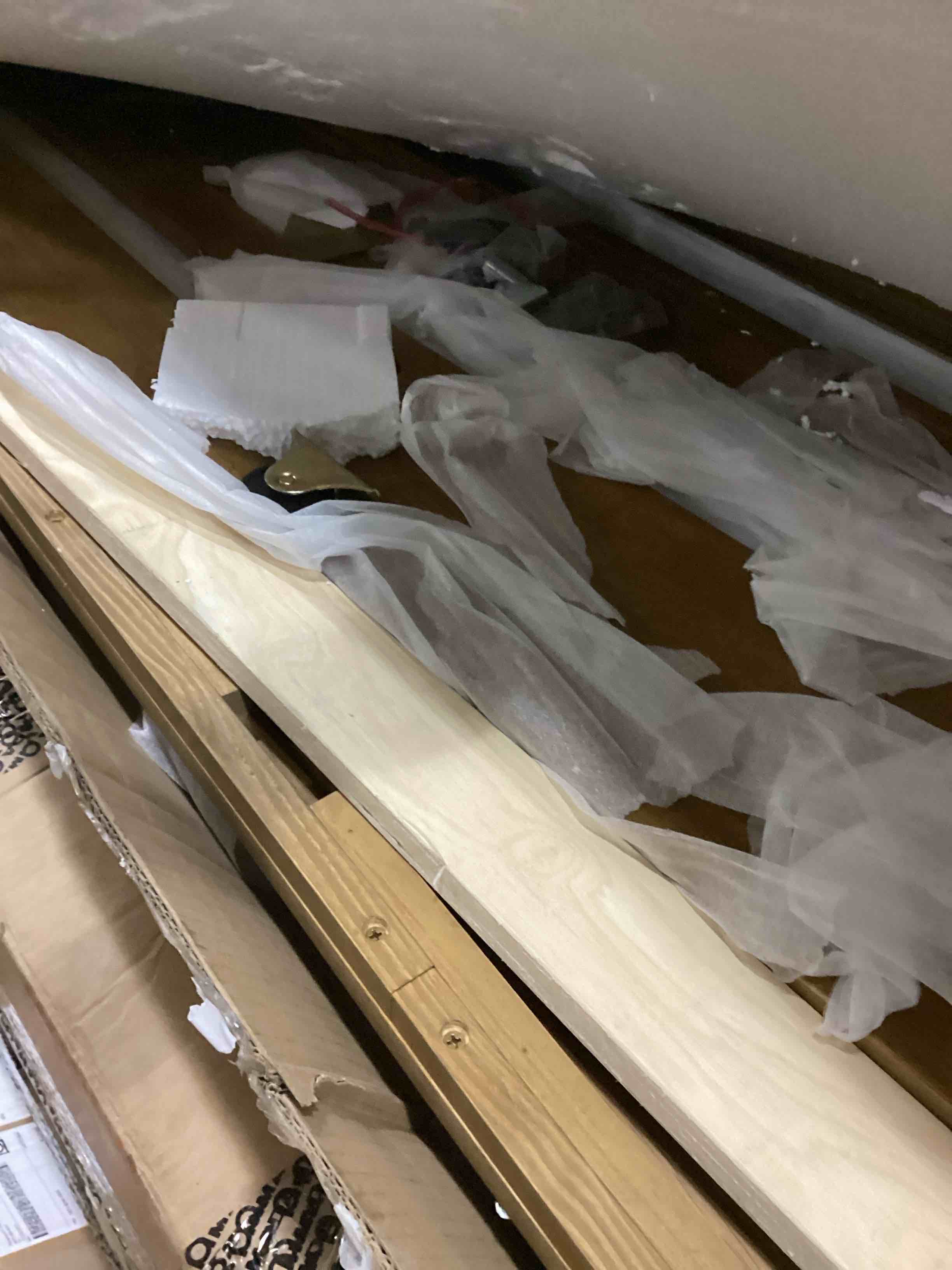 https://s3.amazonaws.com/lotting-images-prod/bidfta/PPE2350656_1750074135064.jpeg