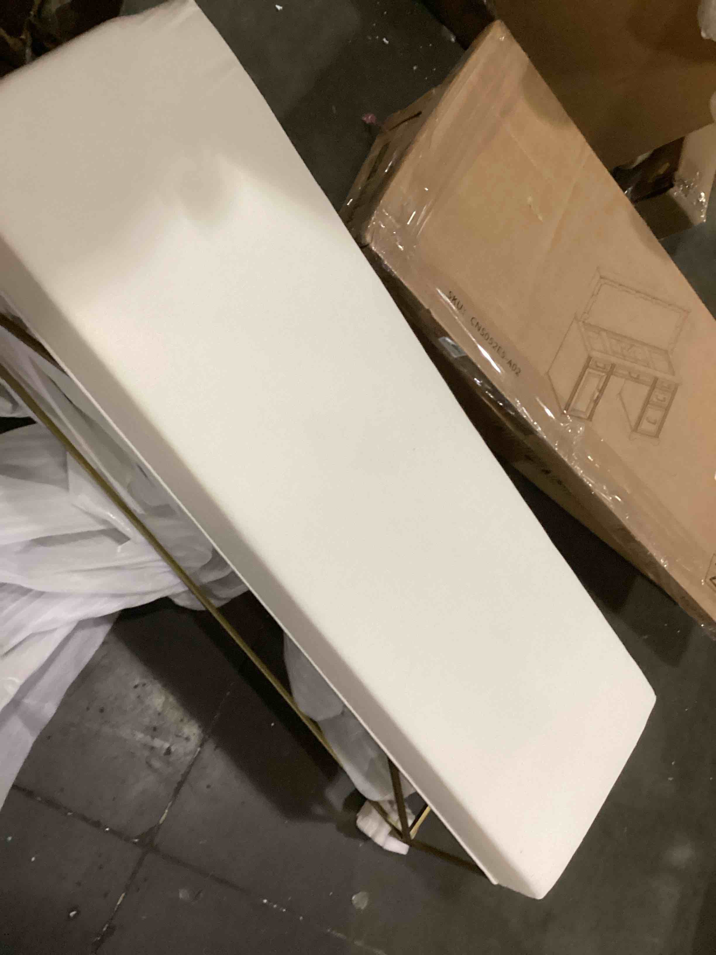 https://s3.amazonaws.com/lotting-images-prod/bidfta/PPE2350880_1750257977111.jpeg