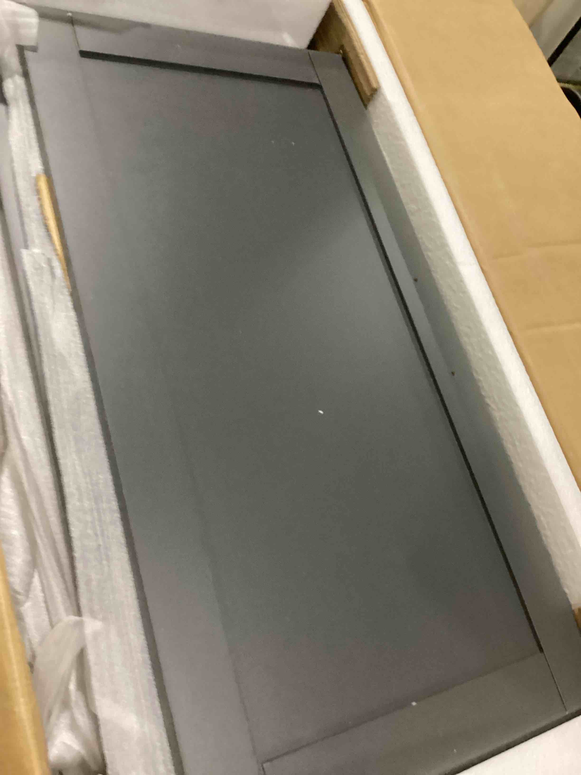 https://s3.amazonaws.com/lotting-images-prod/bidfta/PPE2350883_1750259296188.jpeg