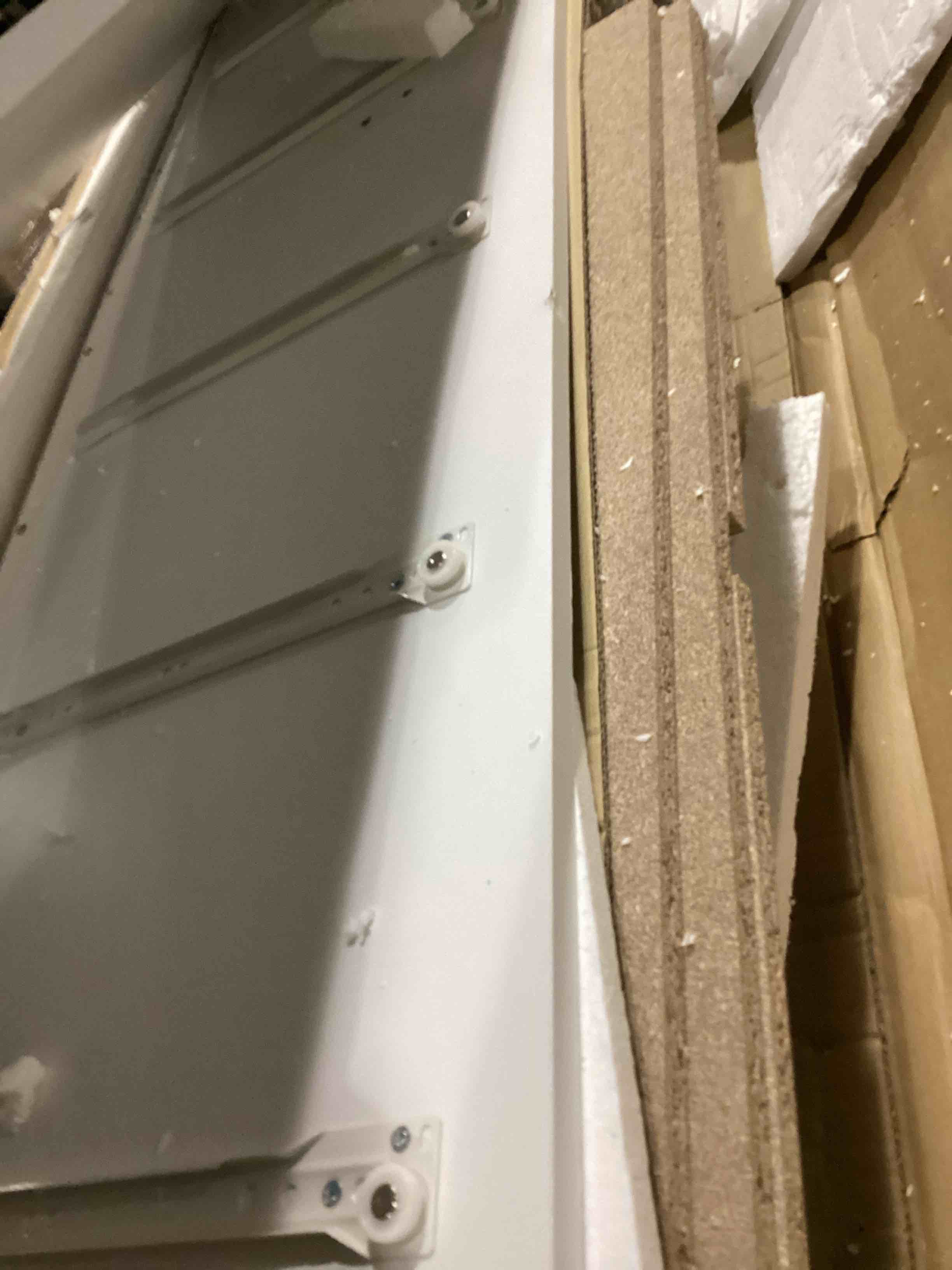 https://s3.amazonaws.com/lotting-images-prod/bidfta/PPE2350889_1750261007712.jpeg