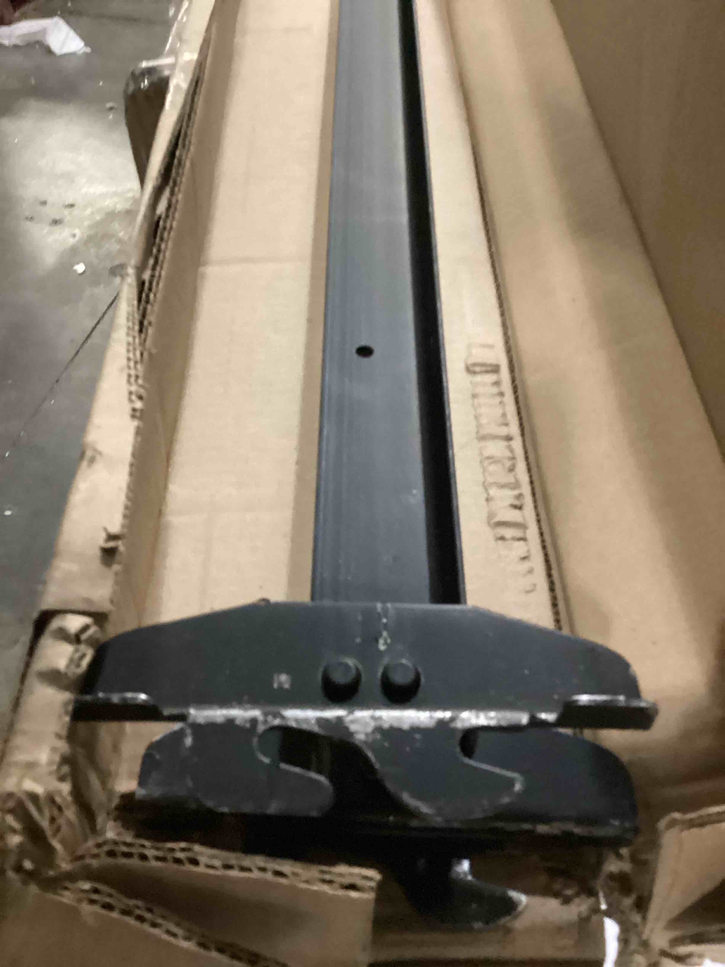 https://s3.amazonaws.com/lotting-images-prod/bidfta/PPE2350890_1750261259391.jpeg