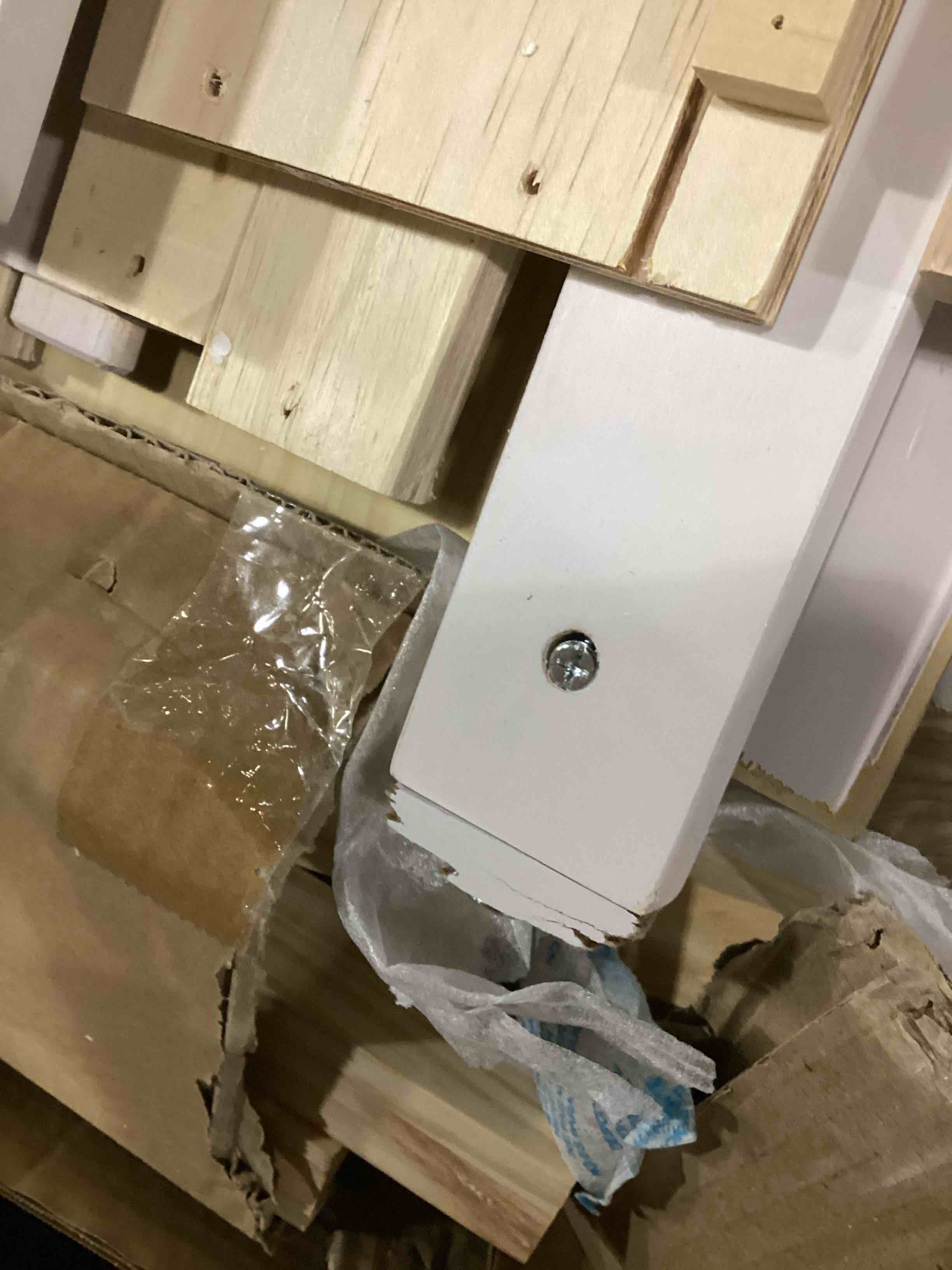 https://s3.amazonaws.com/lotting-images-prod/bidfta/PPE2350892_1750261622924.jpeg
