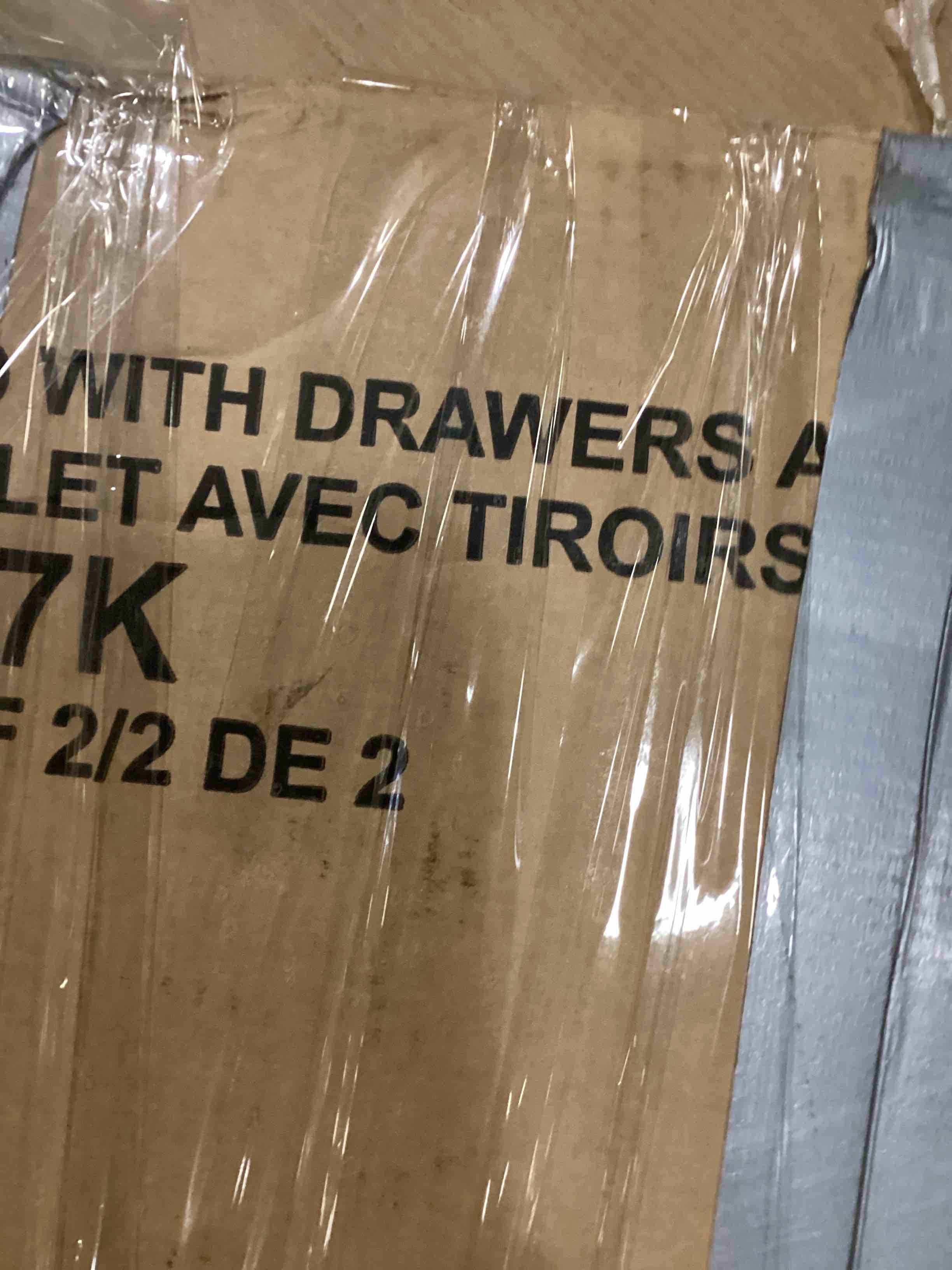 https://s3.amazonaws.com/lotting-images-prod/bidfta/PPE2350892_1750261711851.jpeg