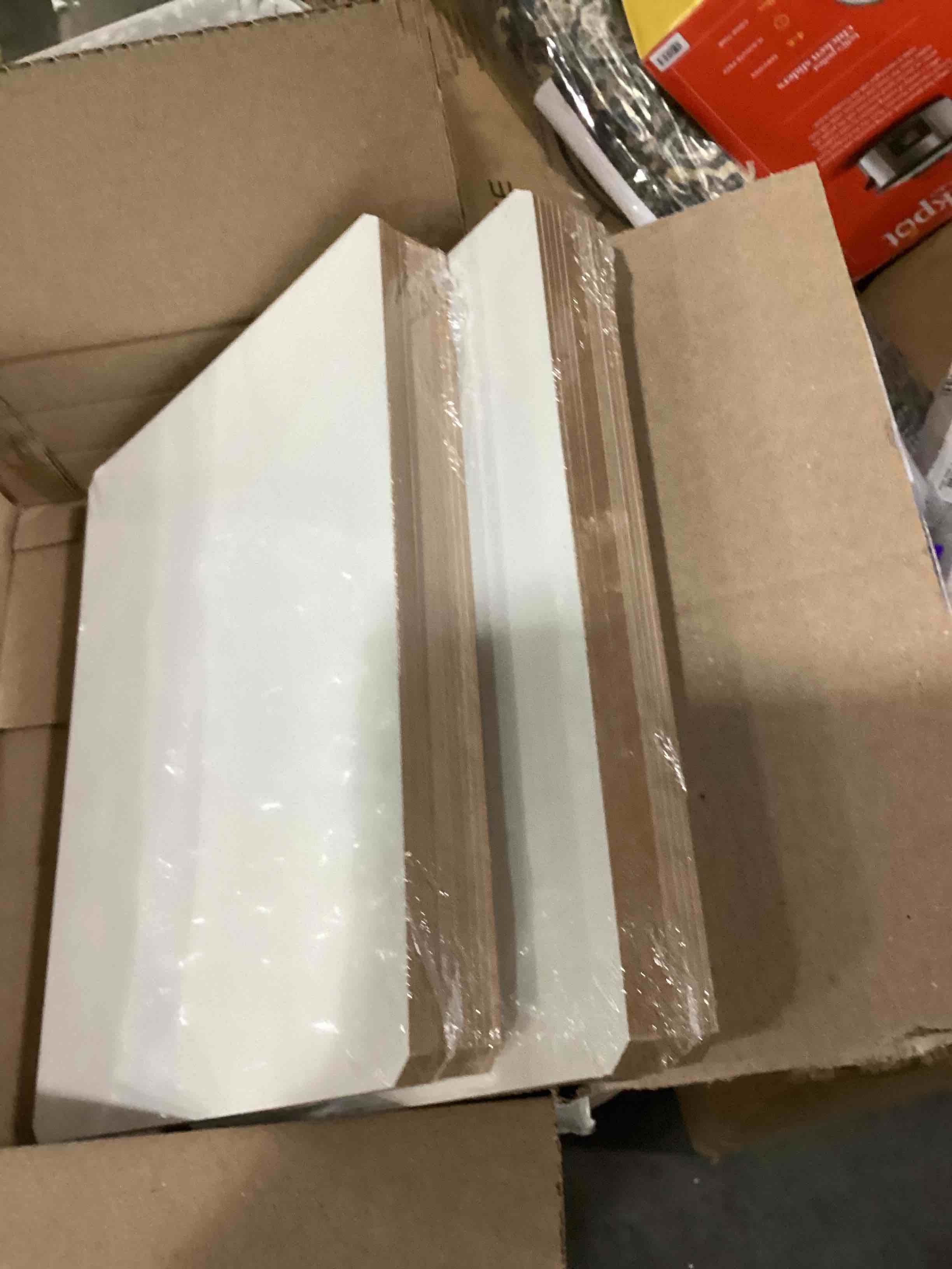 https://s3.amazonaws.com/lotting-images-prod/bidfta/PPE2350958_1750340146483.jpeg