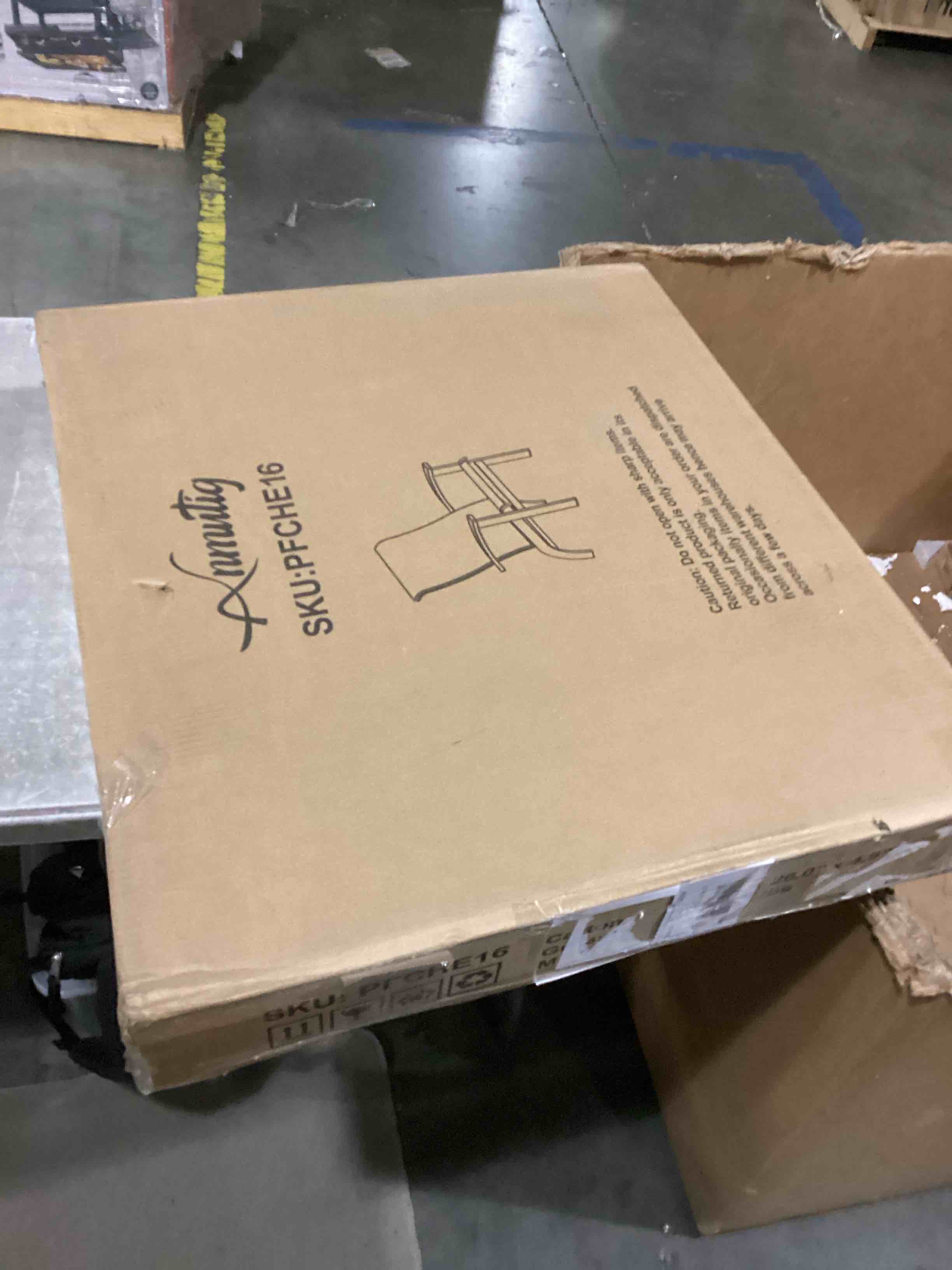 https://s3.amazonaws.com/lotting-images-prod/bidfta/PPE2351012_1750417591823.jpeg