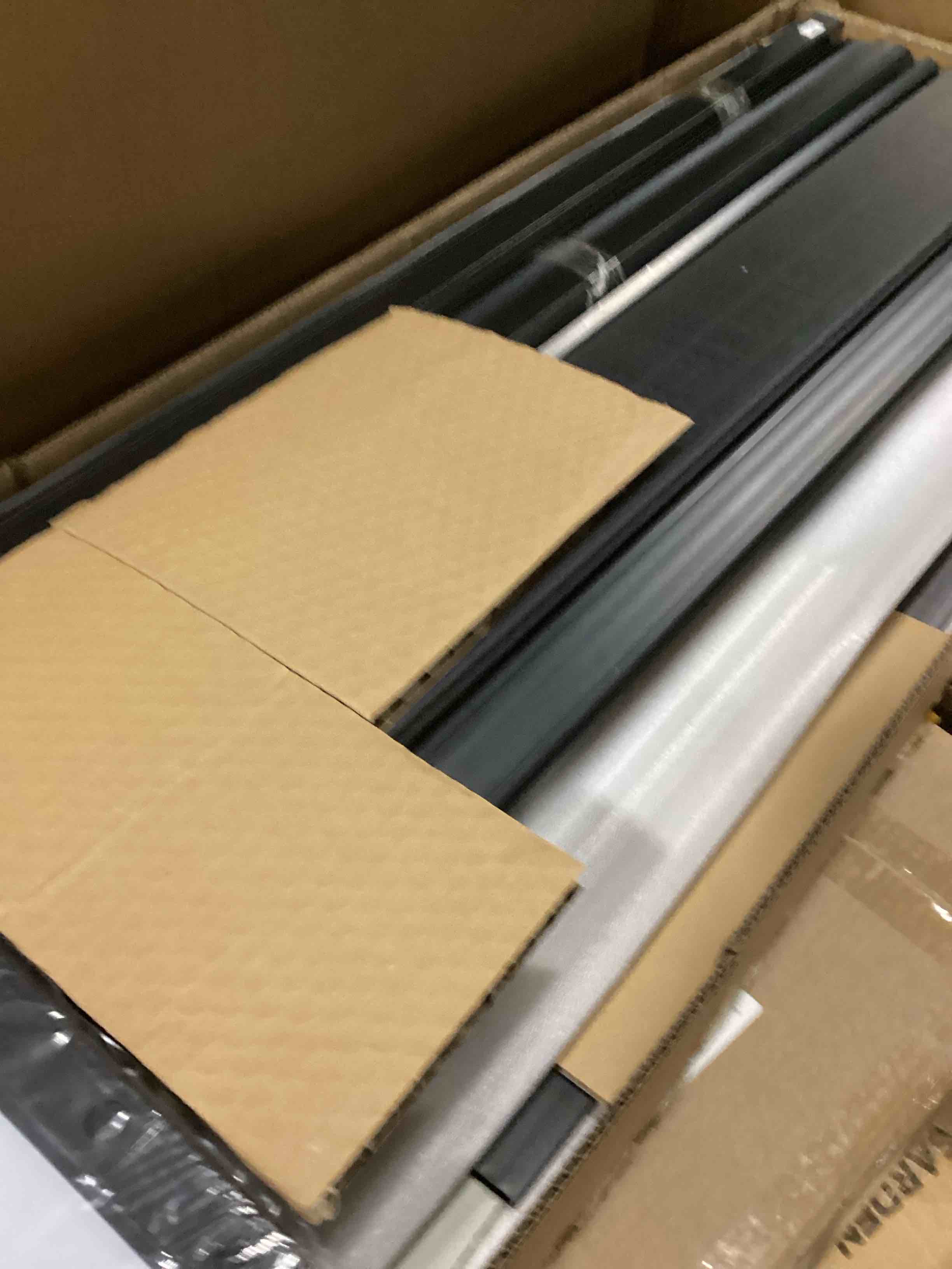 https://s3.amazonaws.com/lotting-images-prod/bidfta/PPE2351053_1750431111903.jpeg