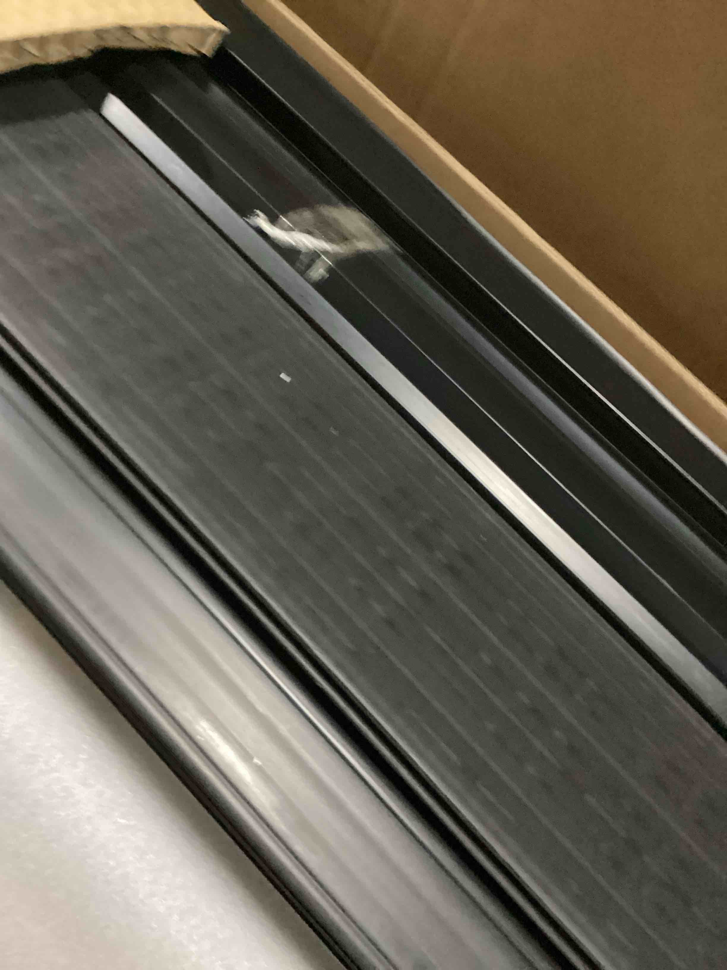https://s3.amazonaws.com/lotting-images-prod/bidfta/PPE2351053_1750431114682.jpeg