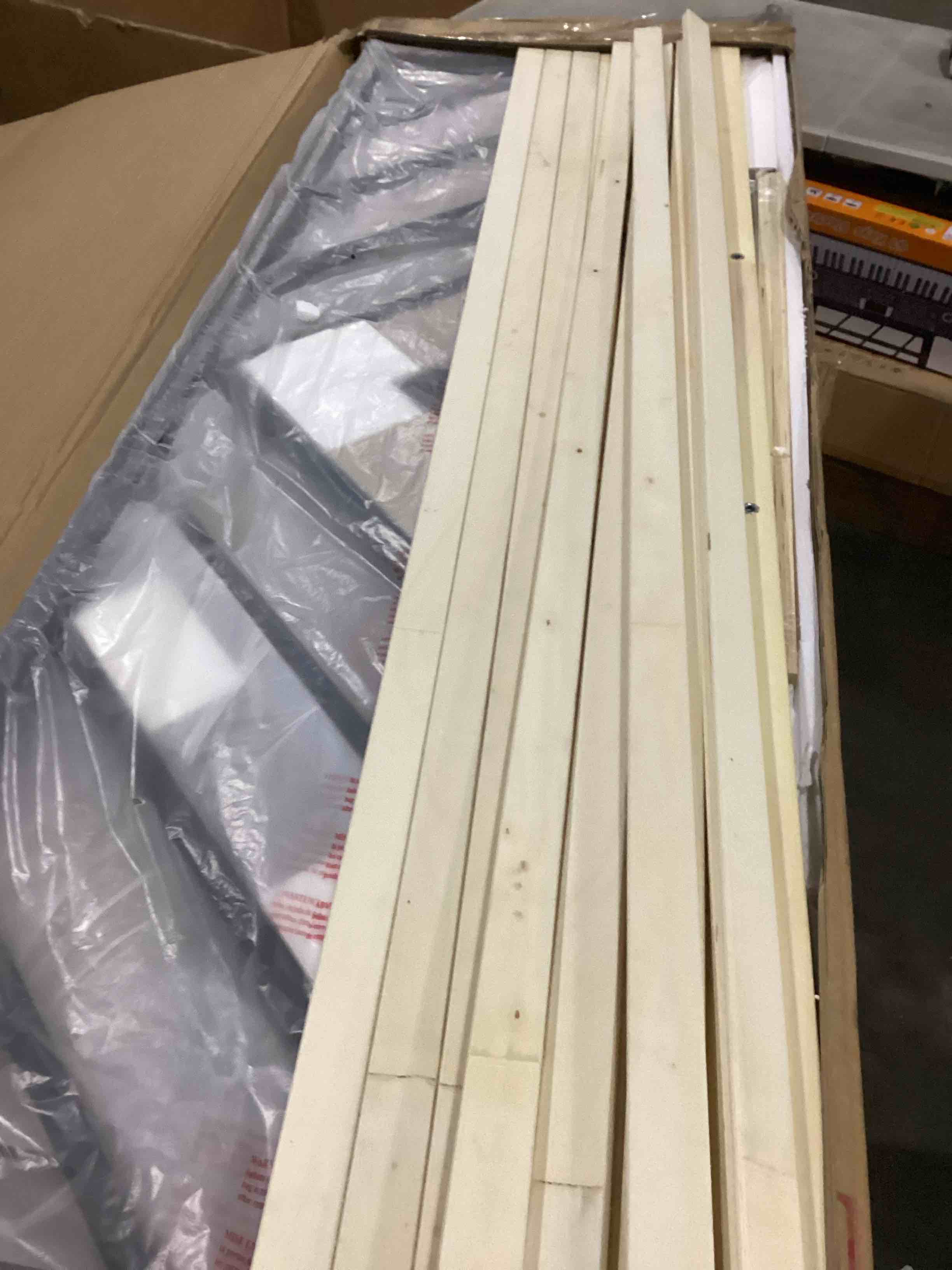 https://s3.amazonaws.com/lotting-images-prod/bidfta/PPE2351103_1750506135974.jpeg