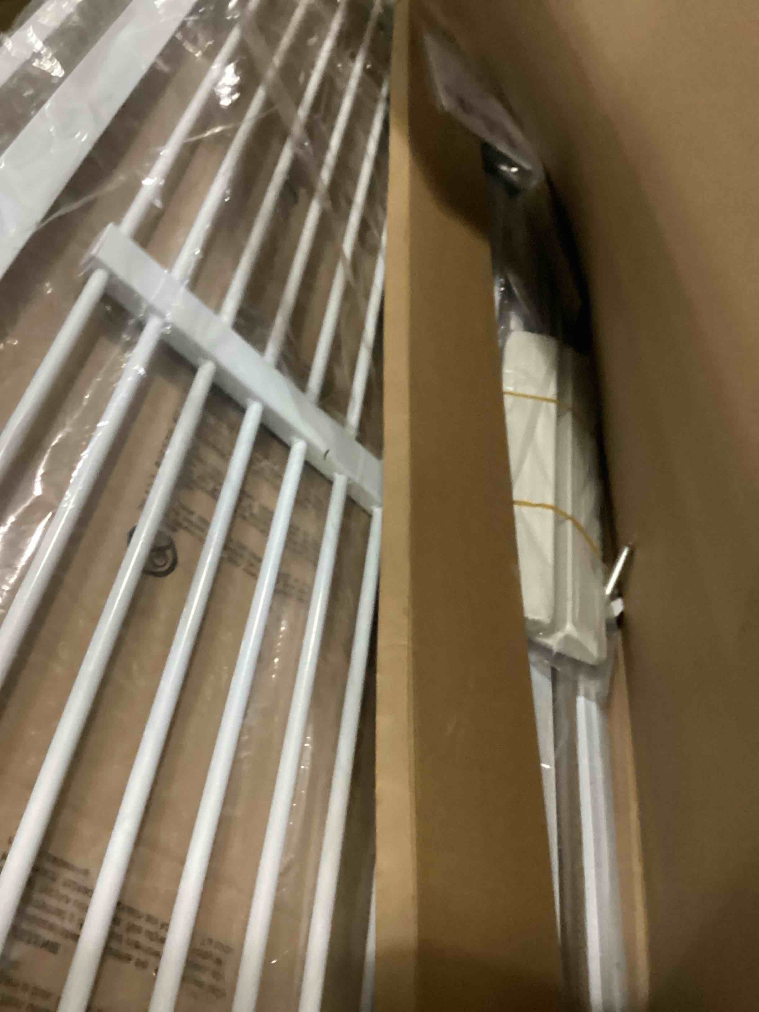https://s3.amazonaws.com/lotting-images-prod/bidfta/PPE2351154_1750521249139.jpeg