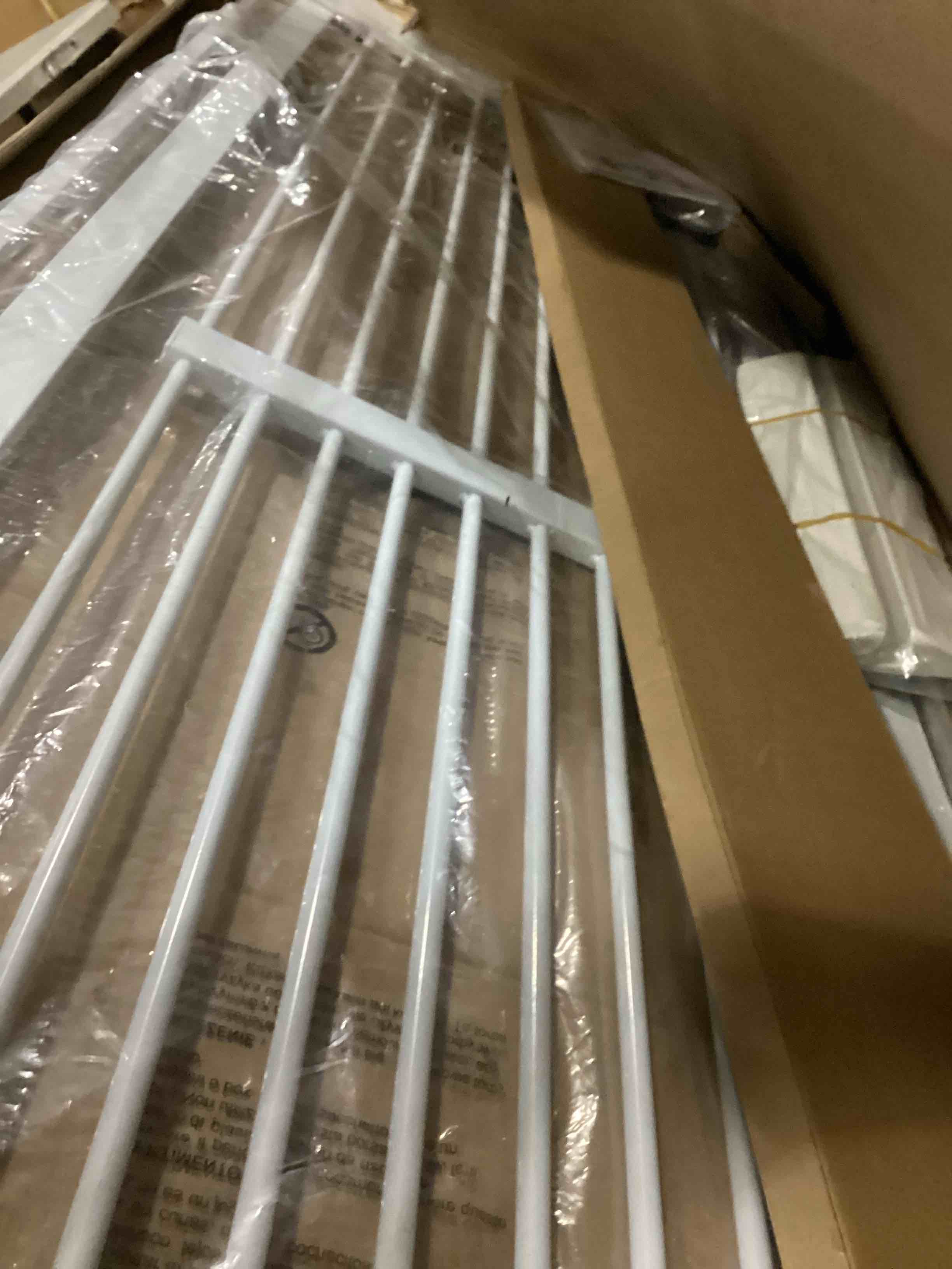 https://s3.amazonaws.com/lotting-images-prod/bidfta/PPE2351154_1750521255948.jpeg