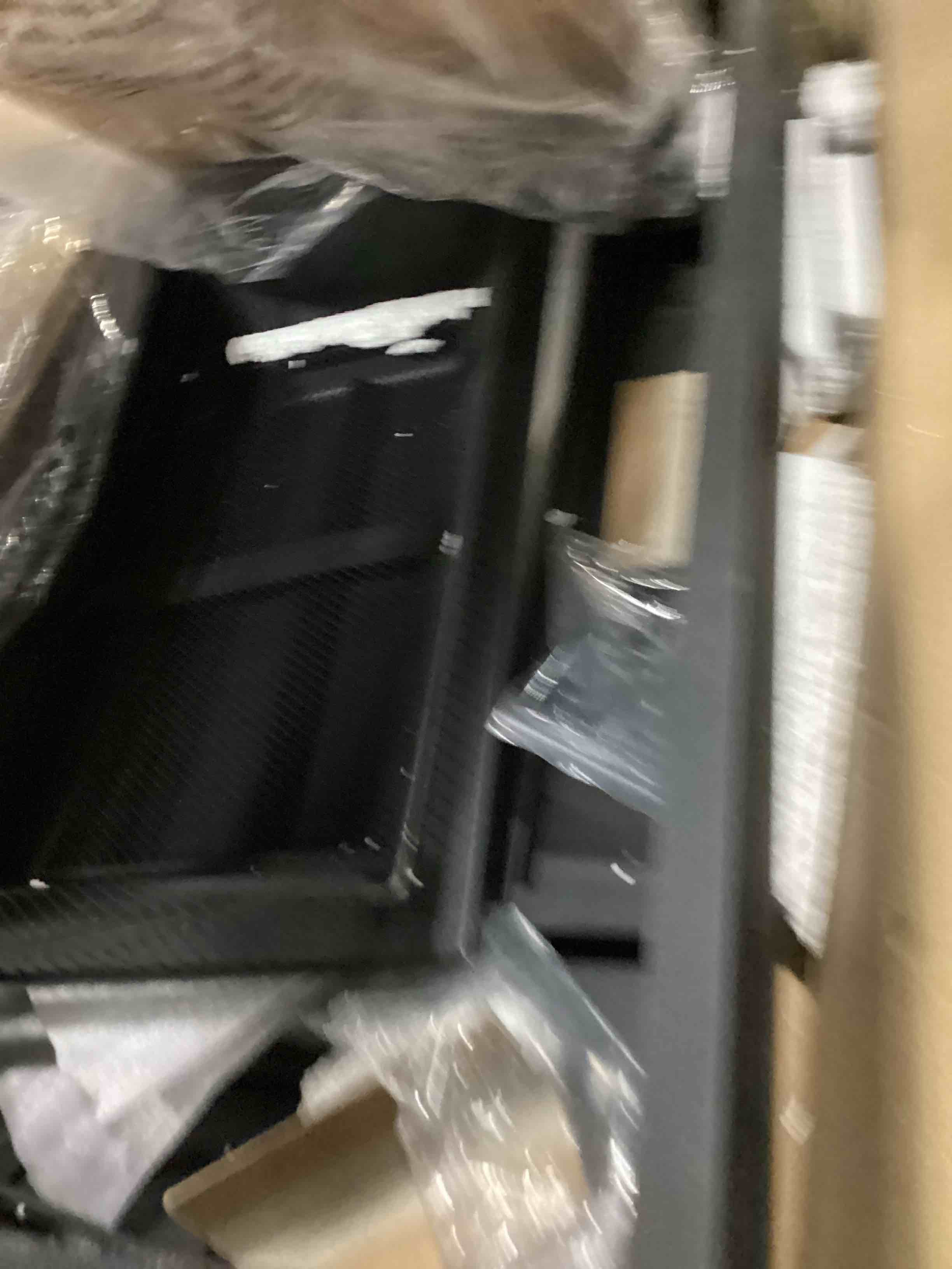 https://s3.amazonaws.com/lotting-images-prod/bidfta/PPE2351225_1750692720488.jpeg