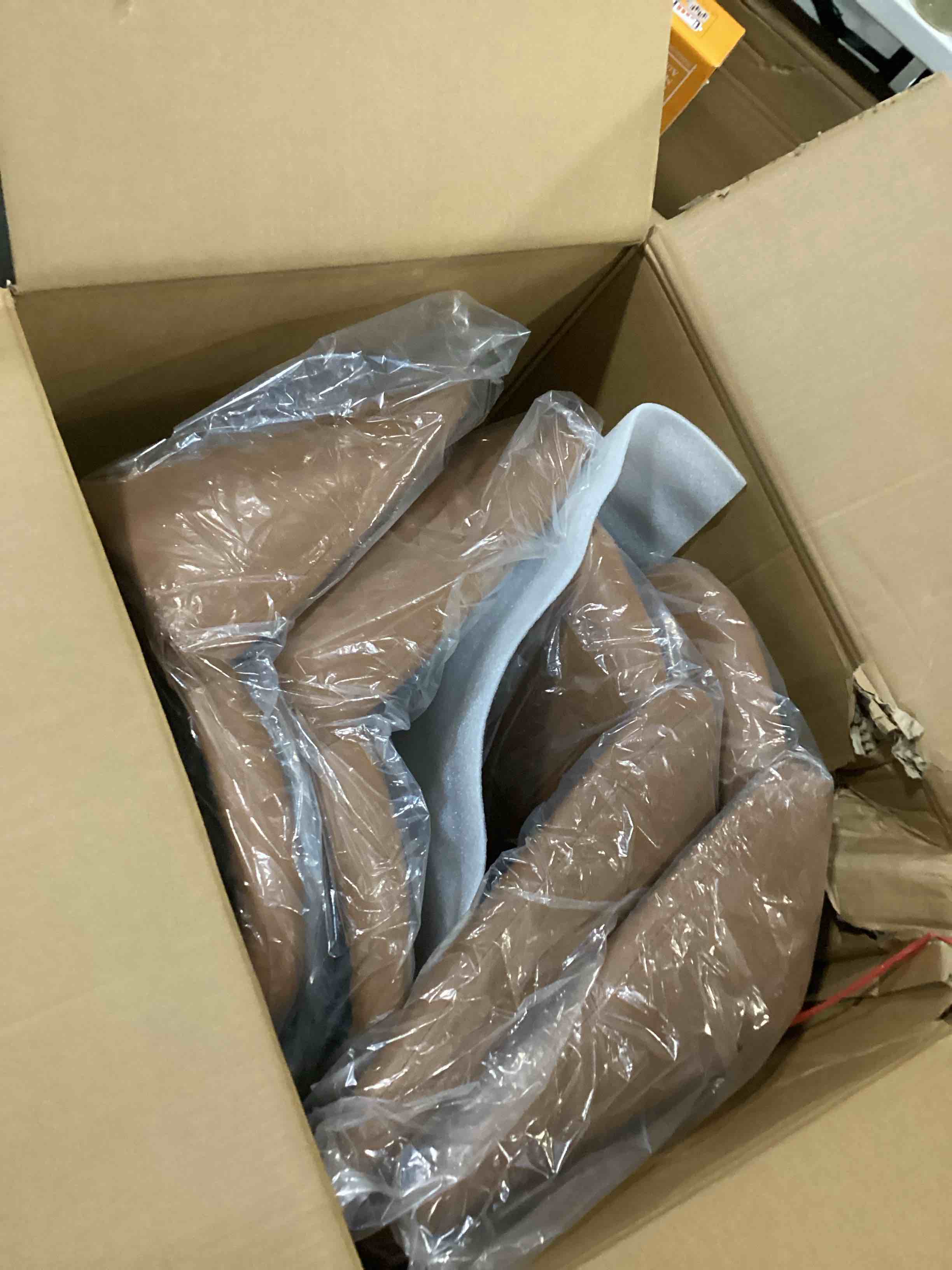https://s3.amazonaws.com/lotting-images-prod/bidfta/PPE2351250_1750704755637.jpeg