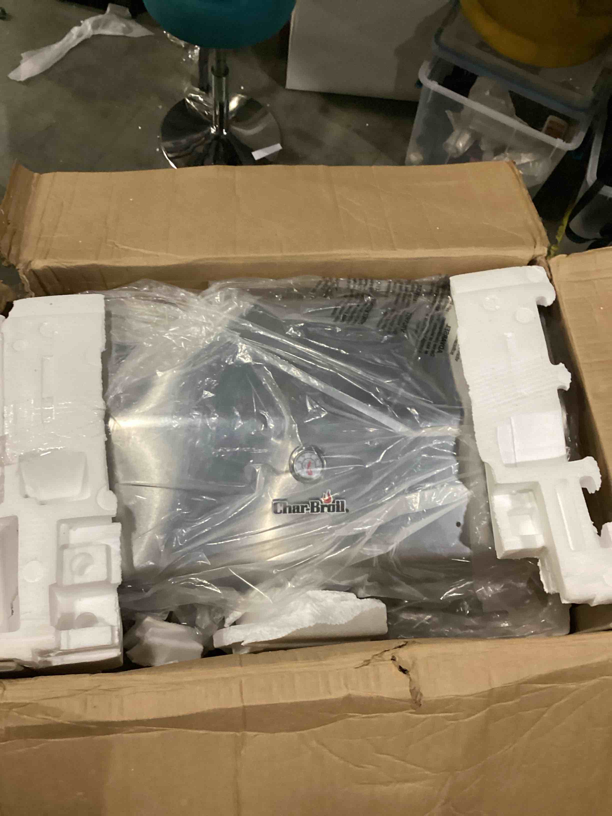 https://s3.amazonaws.com/lotting-images-prod/bidfta/PPE2351428_1750941740287.jpeg