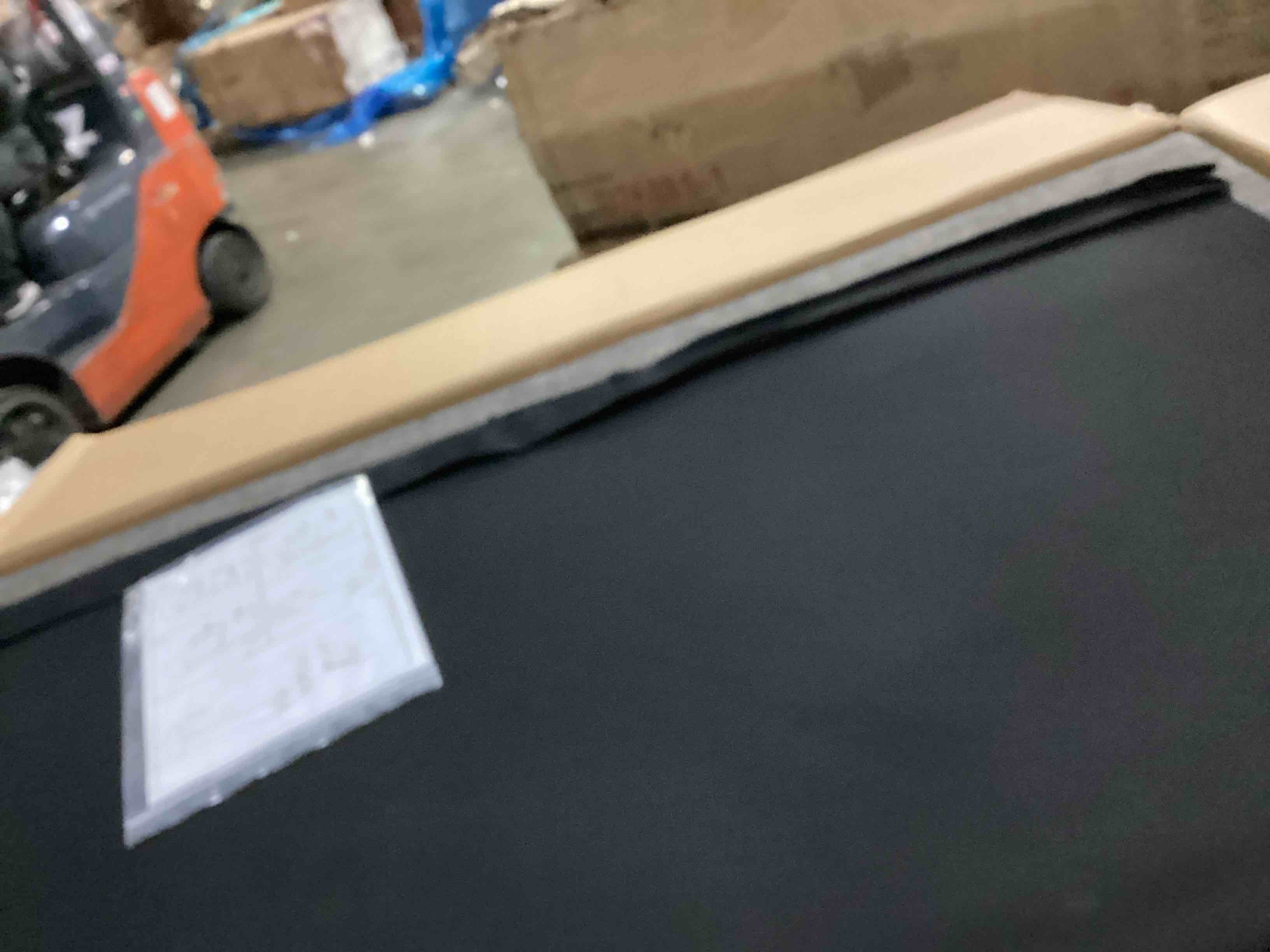 https://s3.amazonaws.com/lotting-images-prod/bidfta/PPE2351444_1750946103559.jpeg