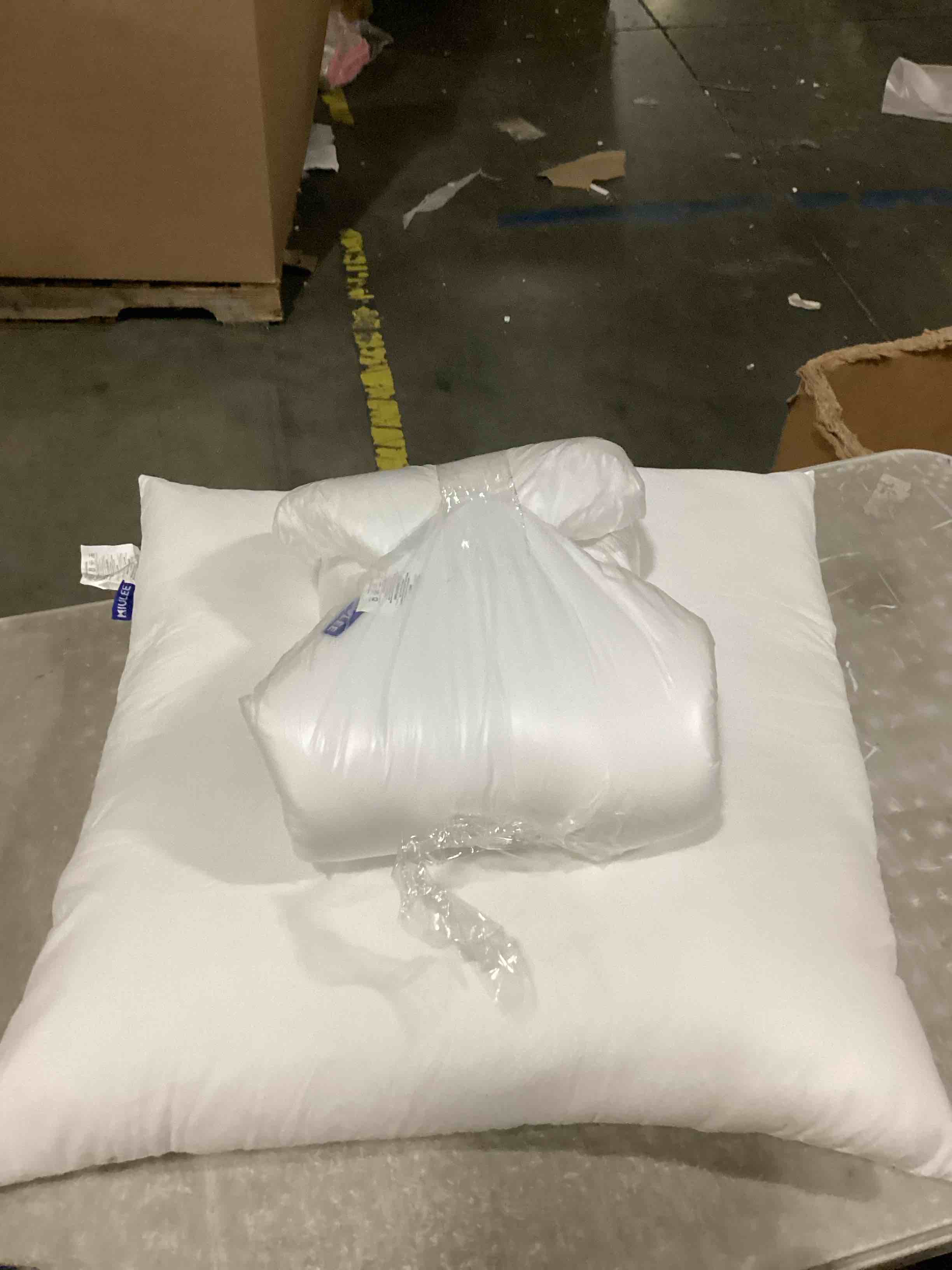 https://s3.amazonaws.com/lotting-images-prod/bidfta/PPE2351630_1751298323661.jpeg